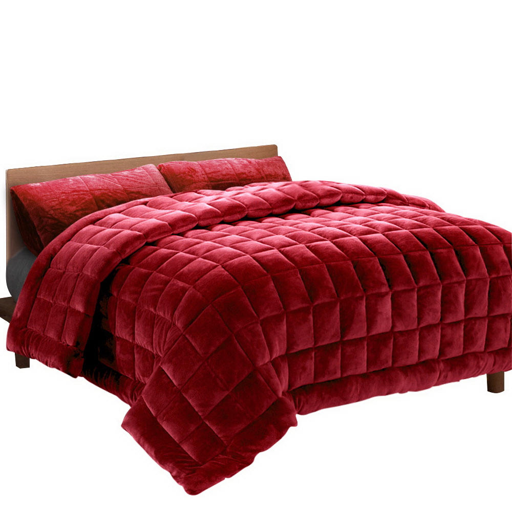 QUILT-FM-BGD-SK-00 Giselle Bedding Faux Mink Quilt Burgundy Super King - Image 1