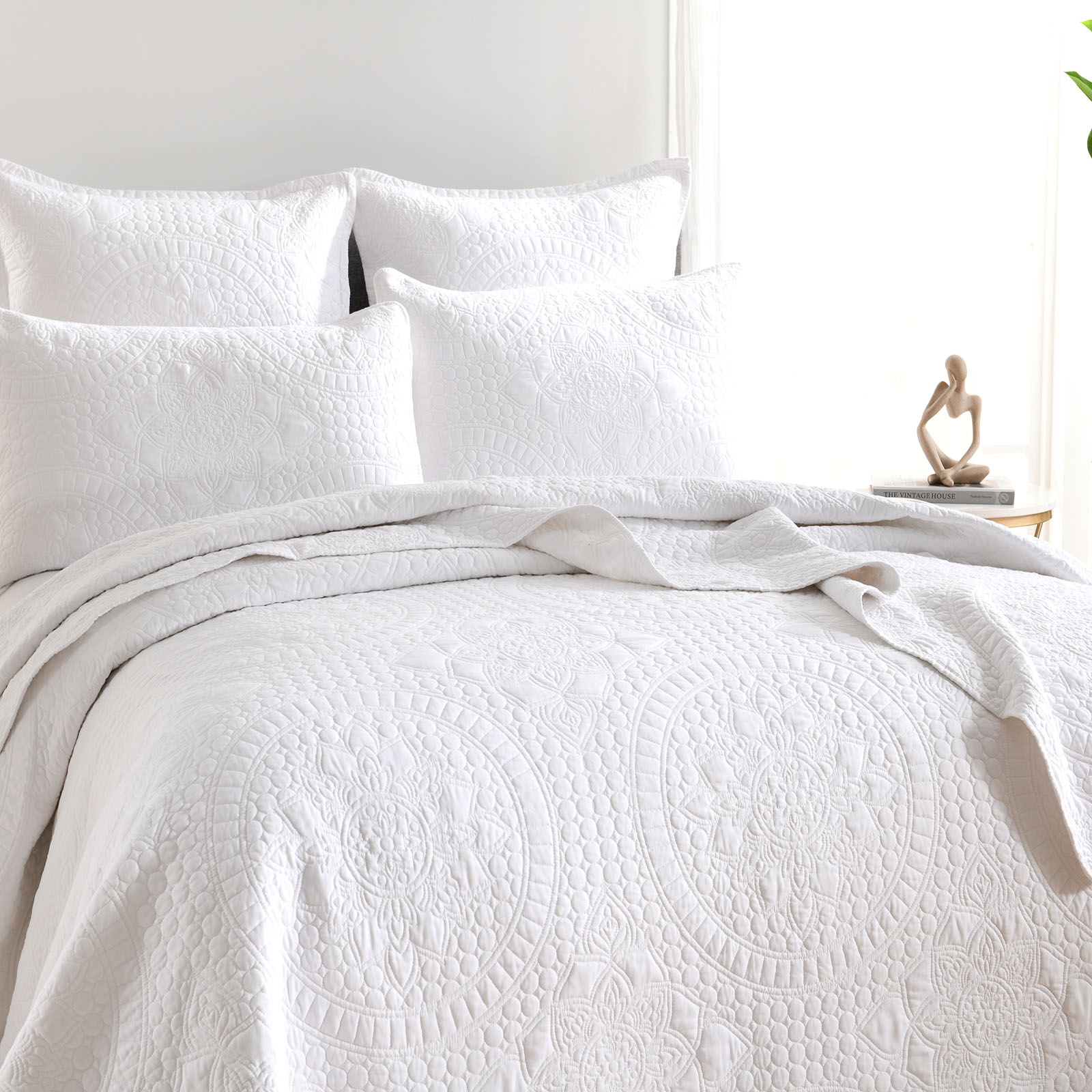 V107-SH326375-196916-00 Asher Jacquard Coverlet White Set by Renee Taylor Queen/King - Image 1