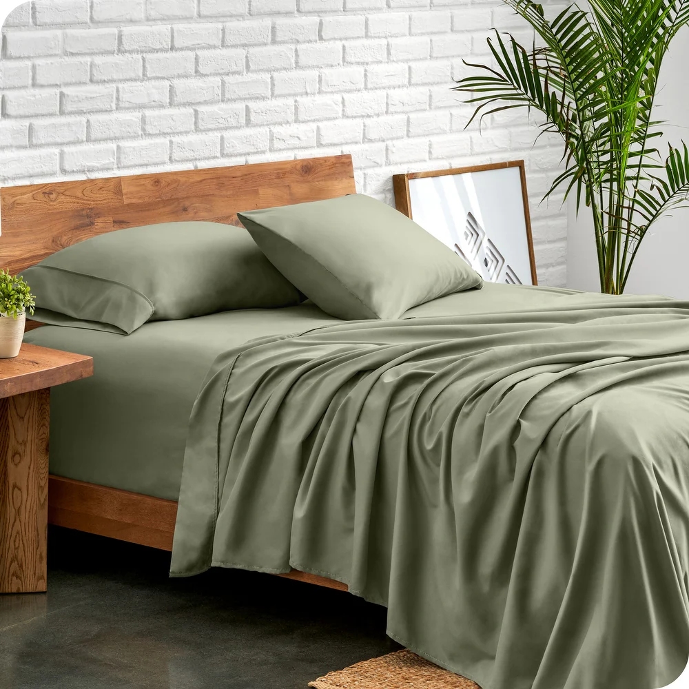 V107-SH327870-217477-00 Ddecor Home 1500 Thread count Premium Cotton Blend Sage King Sheet Set by Ddecor Home - Image 1