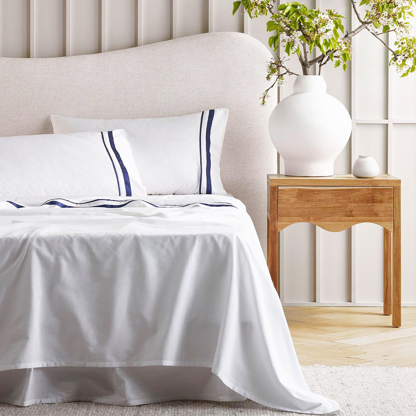 V107-SH328230-217018-00 Cloud 1000 TC Egyptian Cotton White Navy Deep King Sheet sets by Renee Taylor - Image 1