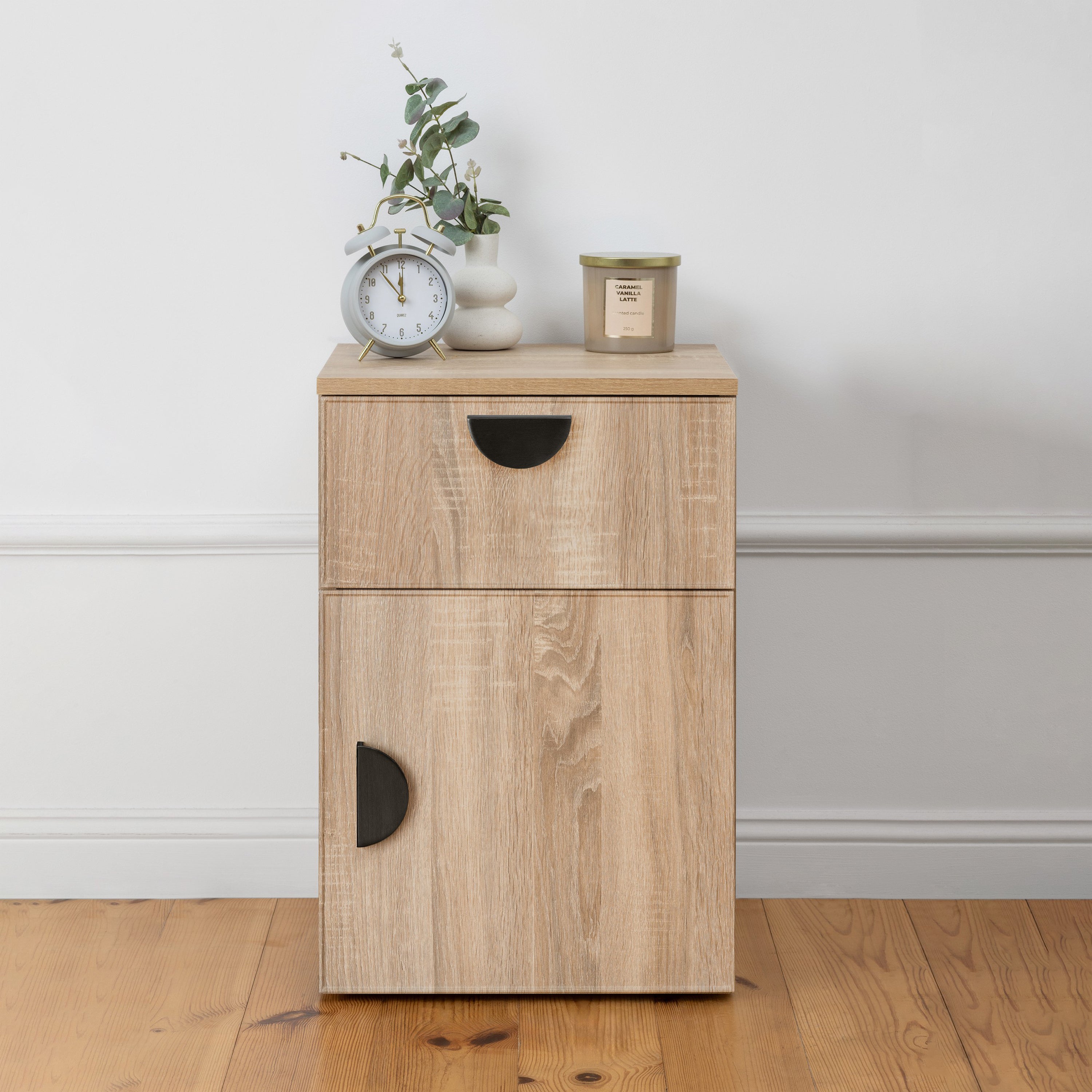 V164-ECS13STB04B-202503072217-00 PORTO BEDSIDE TABLE - NATURAL OAK - SLIM - HALF MOON BLACK - Image 1