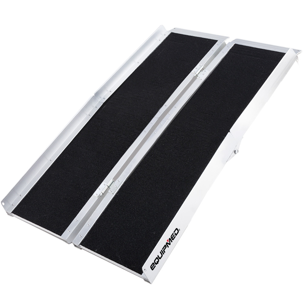 V219-HELRMPEQ13SA-225354-00 Equipmed 123cm Portable Folding Aluminium Access Ramp, 272kg Rated, Black Ultra-Grip, for Wheelchair, Mobility Scooter - Image 1