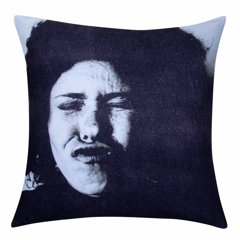 V416-445178FE-77309-00 Blaze Black And White Face Cushion Cover - Image 1