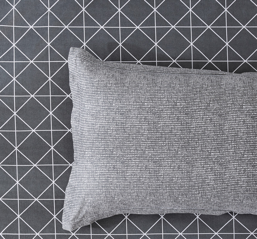 V439-CQSMAN-72415-00 100% Cotton Reversible Quilt Cover Set - Manhattan - Queen Size - Image 1