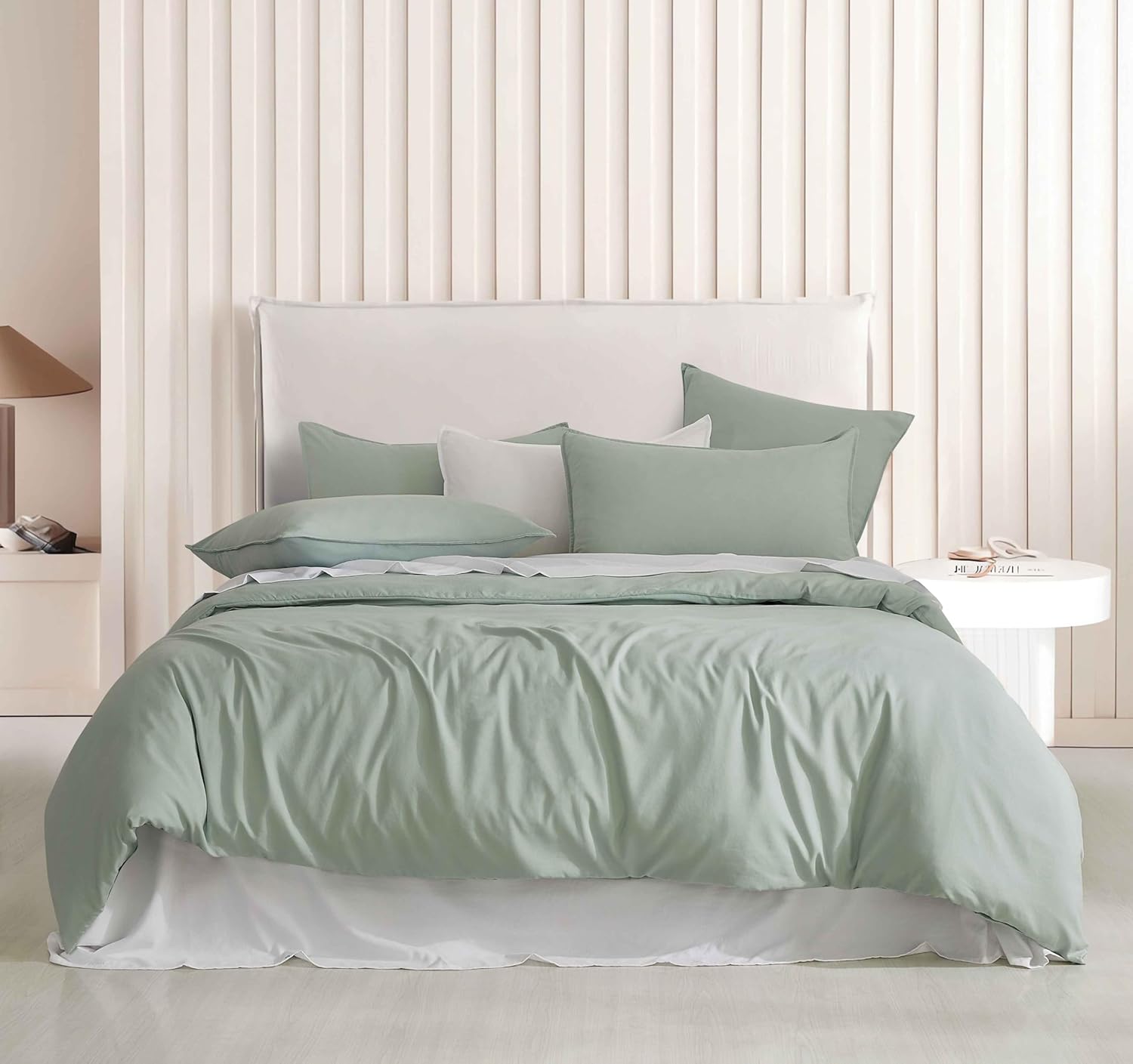 V439-SKQSSAGEWM-218369-00 Vintage Washed Microfibre Quilt Cover Set (Sage, Super King) - Image 1