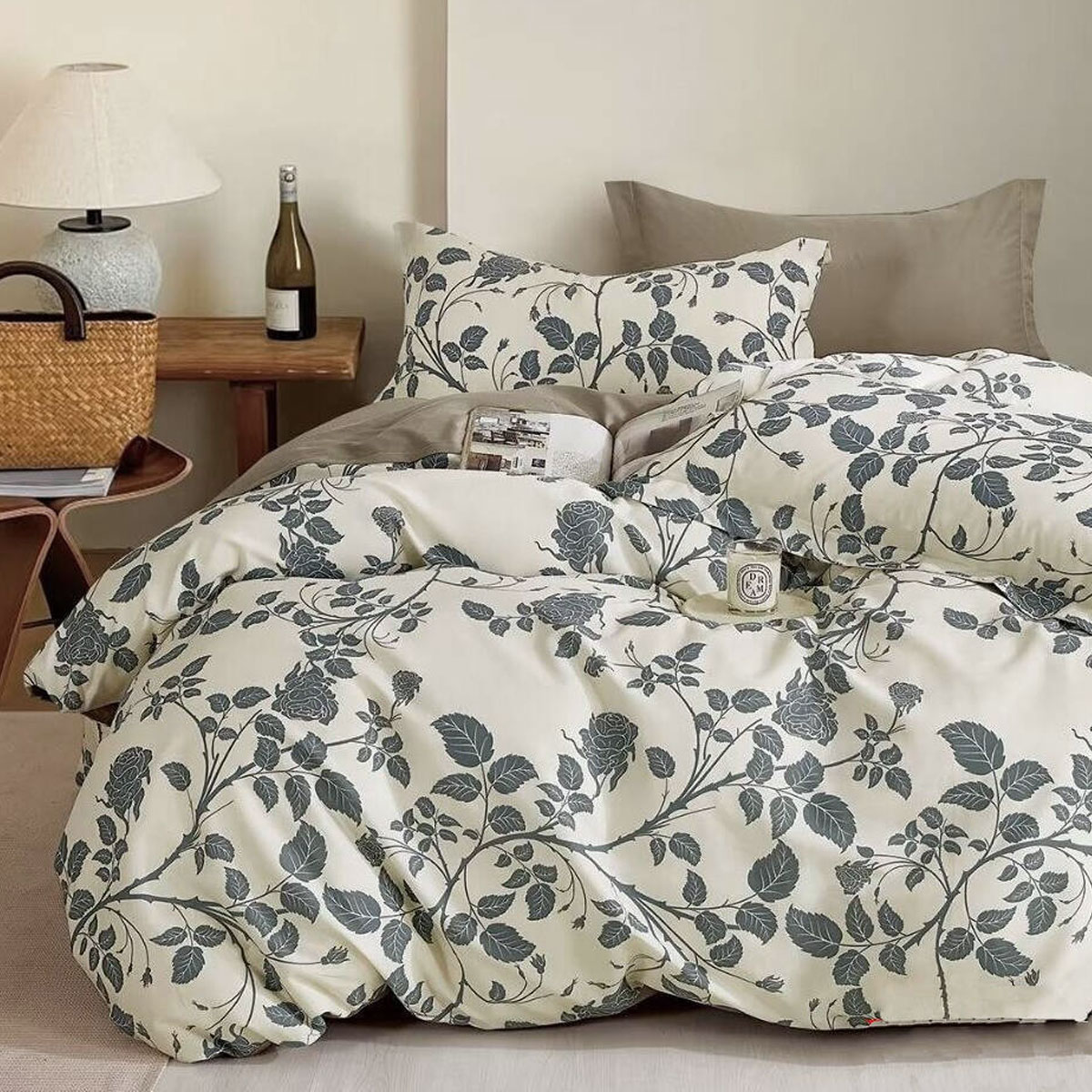V442-ATX-QUILTCS-300TCELISABETH-TAUPE-KI-191814-00 300TC Elisabeth Reversible Cotton Quilt Cover Set King - Image 1