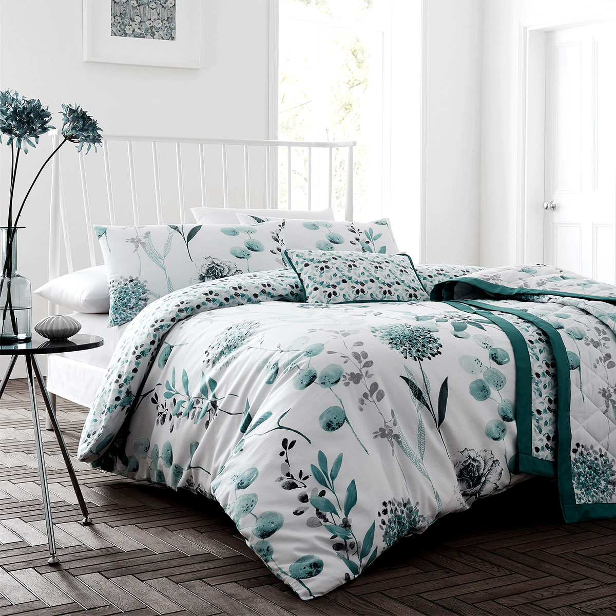 V442-ATX-QUILTCS-INKFLORAL-TEAL-KI-79491-00 Ink Floral Teal Quilt Cover Set King - Image 1