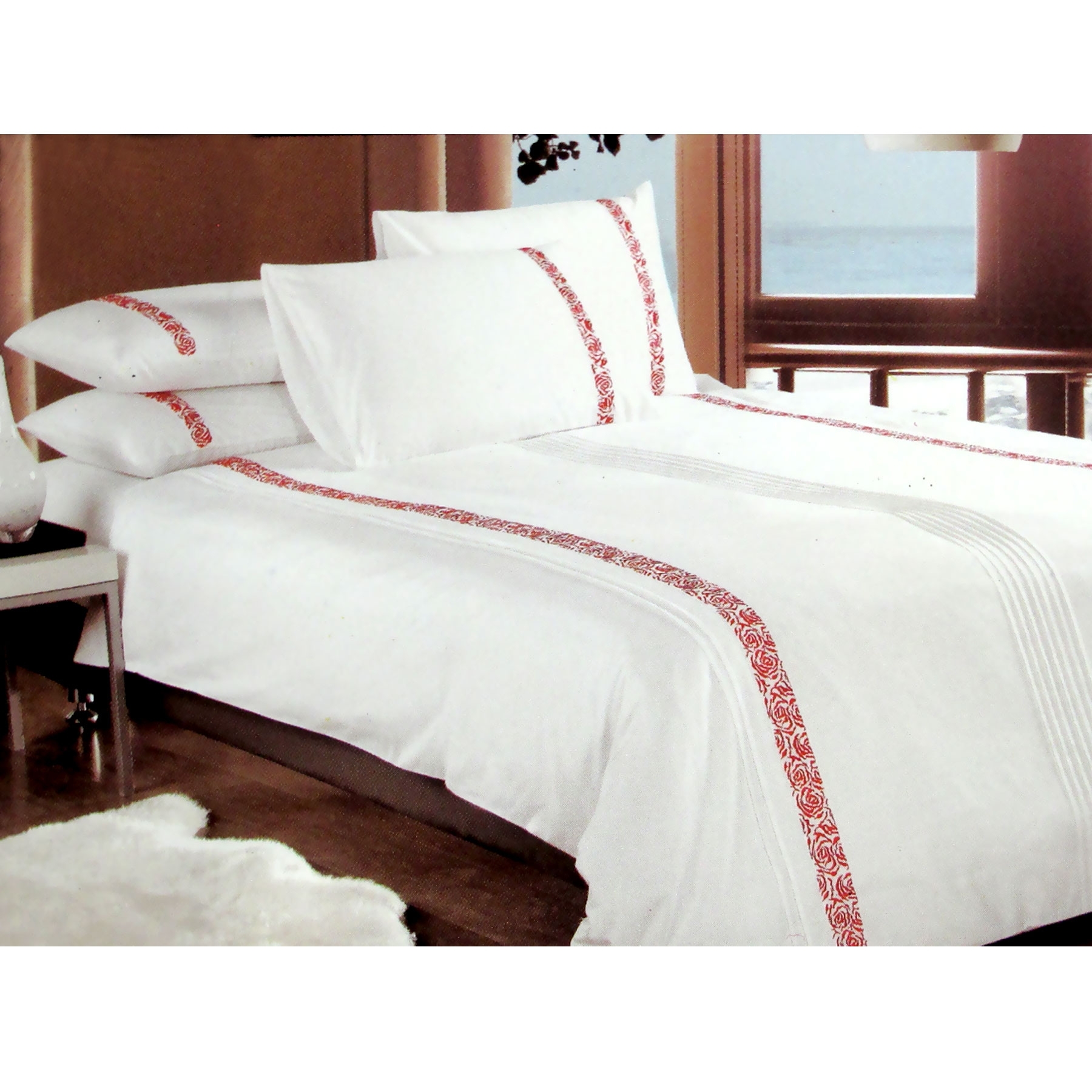 V442-AVT-QUILTCS-HAZE-RED-KI-96984-00 Metropolitan Haze Red Quilt Cover Set King - Image 1