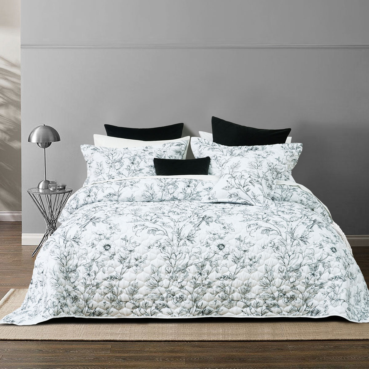 V442-BCA-BEDSPREAD-GRACIE-WHITE-KS-213211-00 Bianca Gracie White Floral Printed Quilted Bedspread Set King Single - Image 1