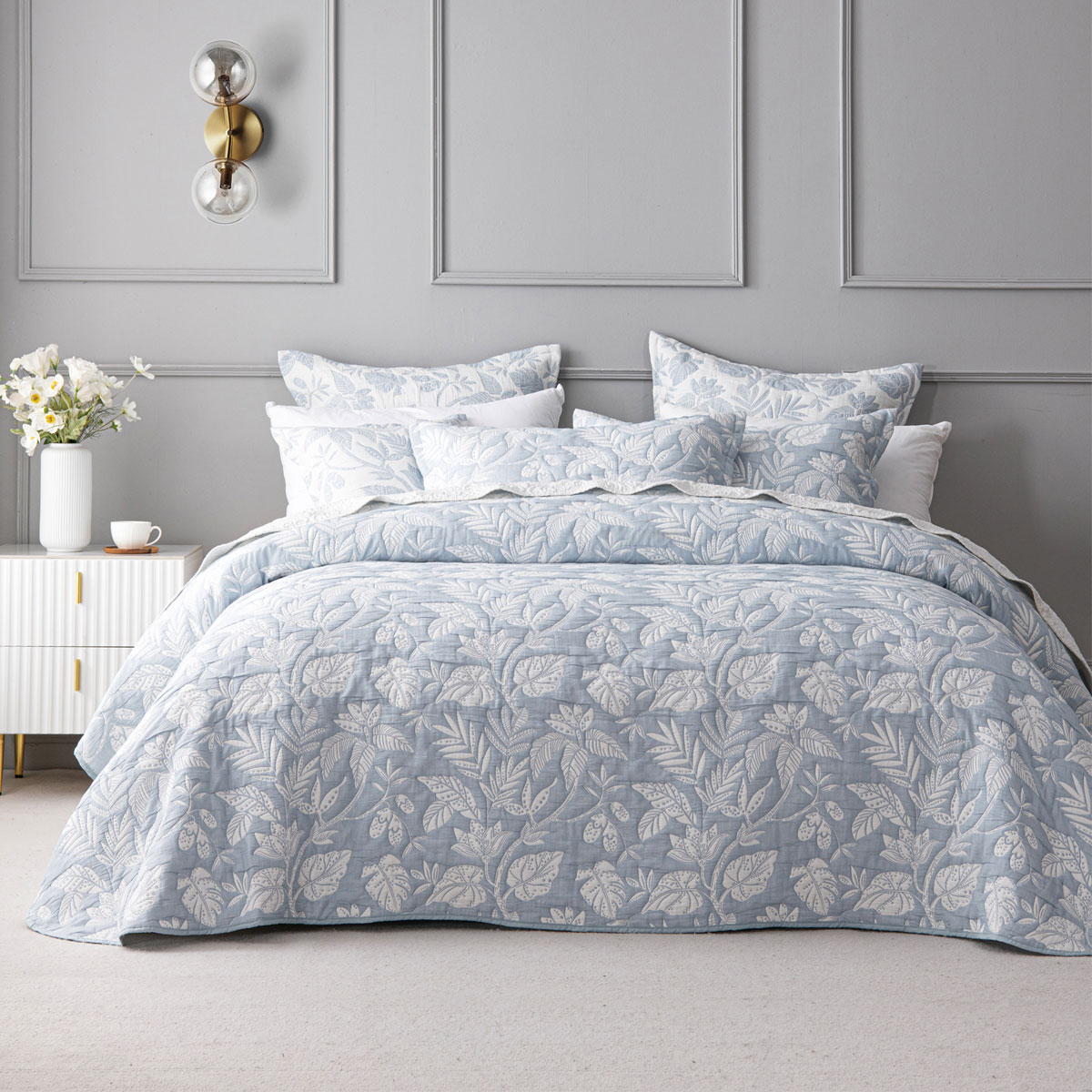 V442-BCA-BEDSPREAD-LAURIETON-BLUE-KI-202507031630-00 Bianca Laurieton Blue Jacquard Botanical Bedspread Set King - Image 1