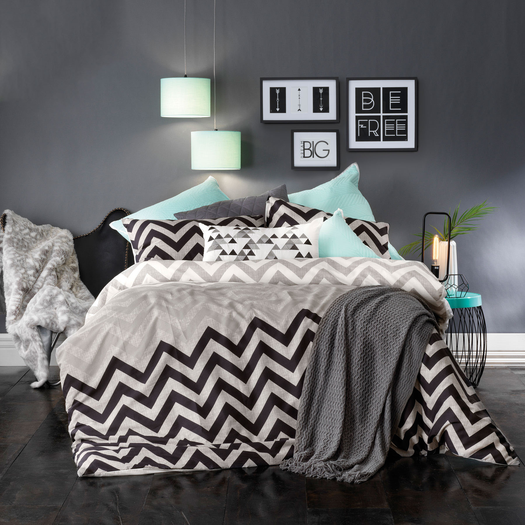 V442-BCA-QUILTCS-CHESTER-GREY-QS-173588-00 Chester Grey Quilt Cover Set QUEEN - Image 1