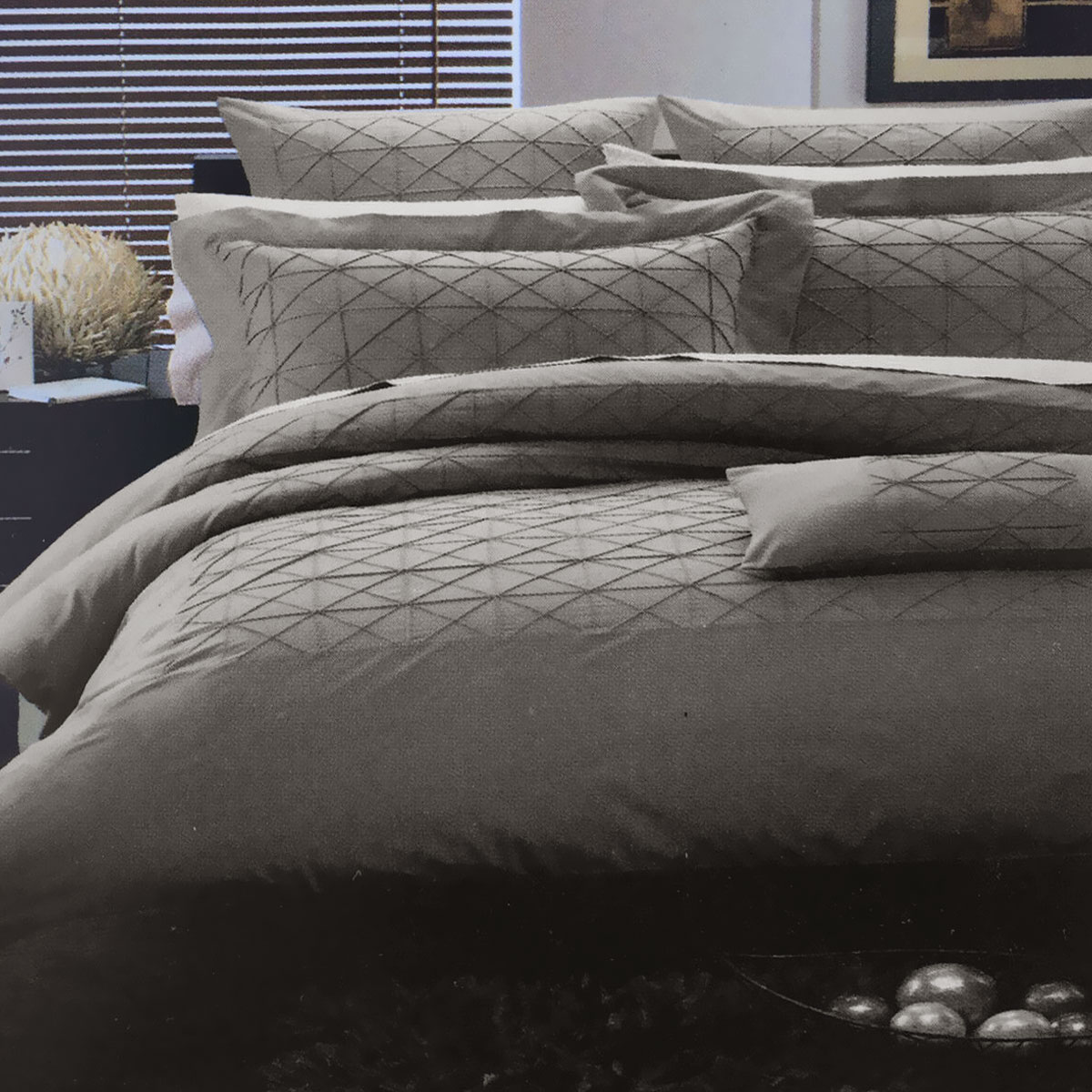 V442-CAP-QUILTCS-GEOMETRIC-LINEN-QS-97922-00 Geometric Tuck Linen Polyester Cotton Quilt Cover Set Queen - Image 1