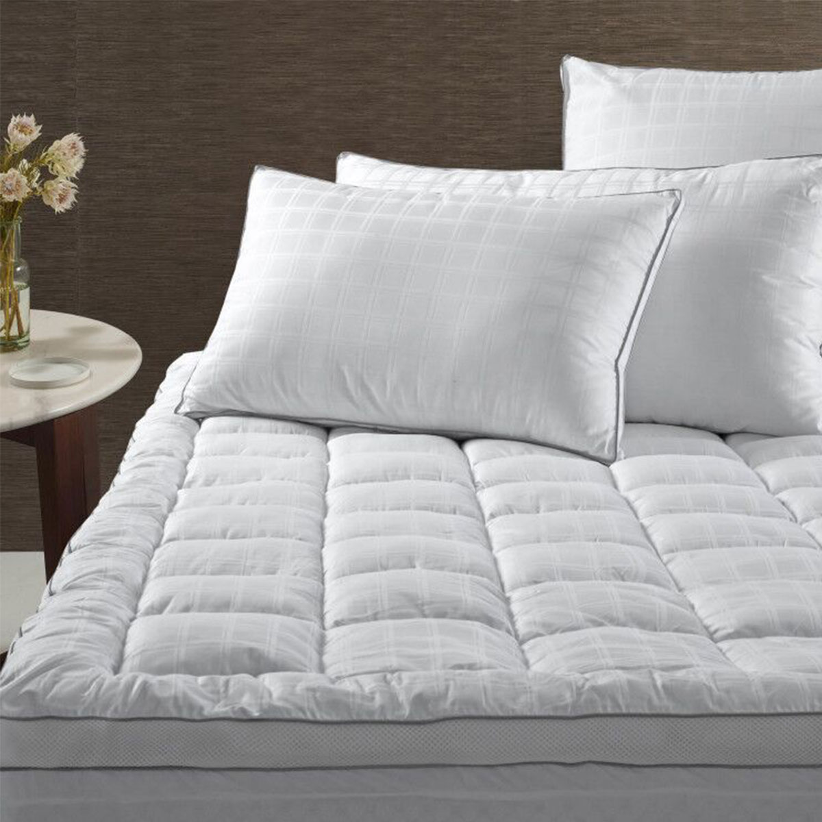 V442-HIN-MATTRESST-DELUXEHOTEL-WHITE-DS-186216-00 Accessorize Deluxe Hotel Mattress Topper Double - Image 1