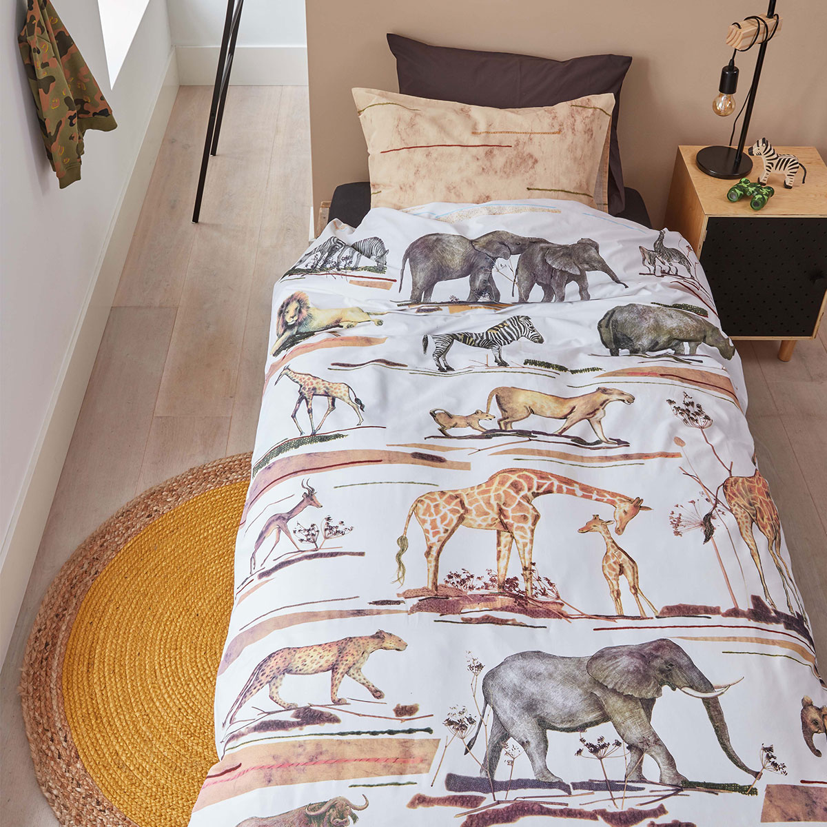 V442-HIN-QUILTCS-BIGFIVE-NATURAL-SB-82733-00 Bedding House Big Five Natural Cotton Quilt Cover Set Single - Image 1