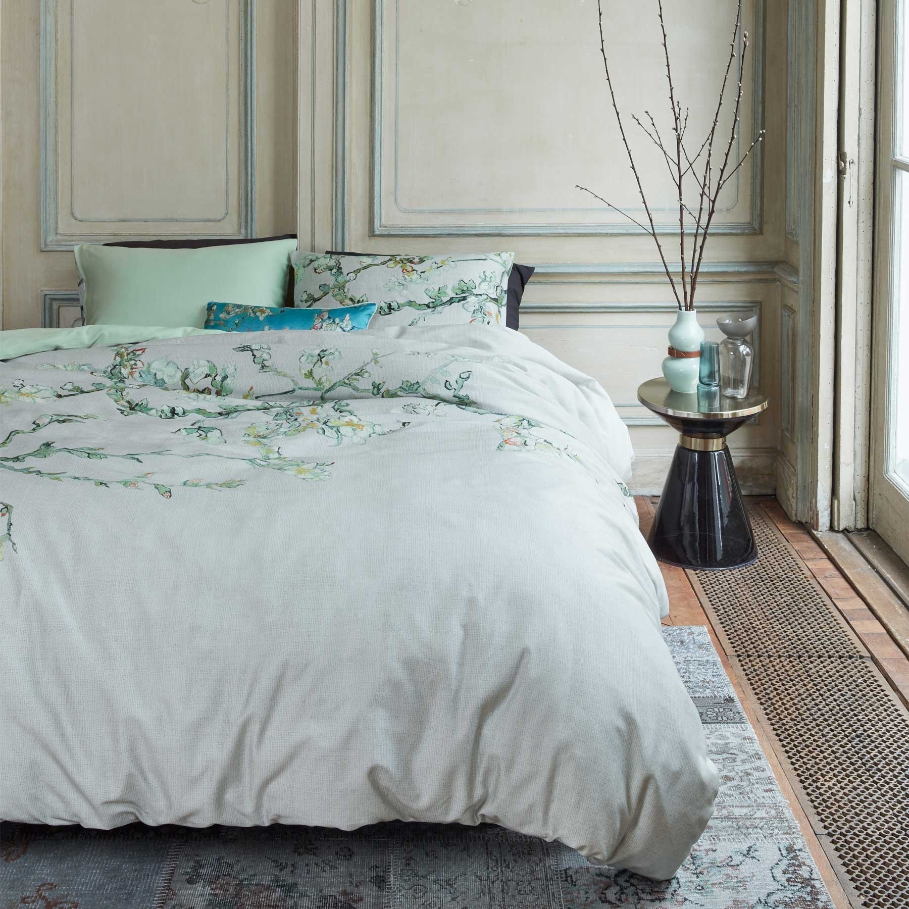 V442-HIN-QUILTCS-BLOSSOM-GREY-QS-82278-00 Bedding House Blossom Grey Quilt Cover Set Queen - Image 1