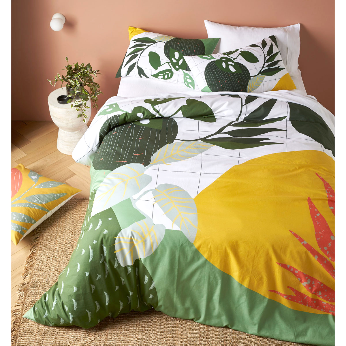 V442-HIN-QUILTCS-REN-MULTI-QS-83109-00 Accessorize Ren Multi Cotton Quilt Cover Set Queen - Image 1