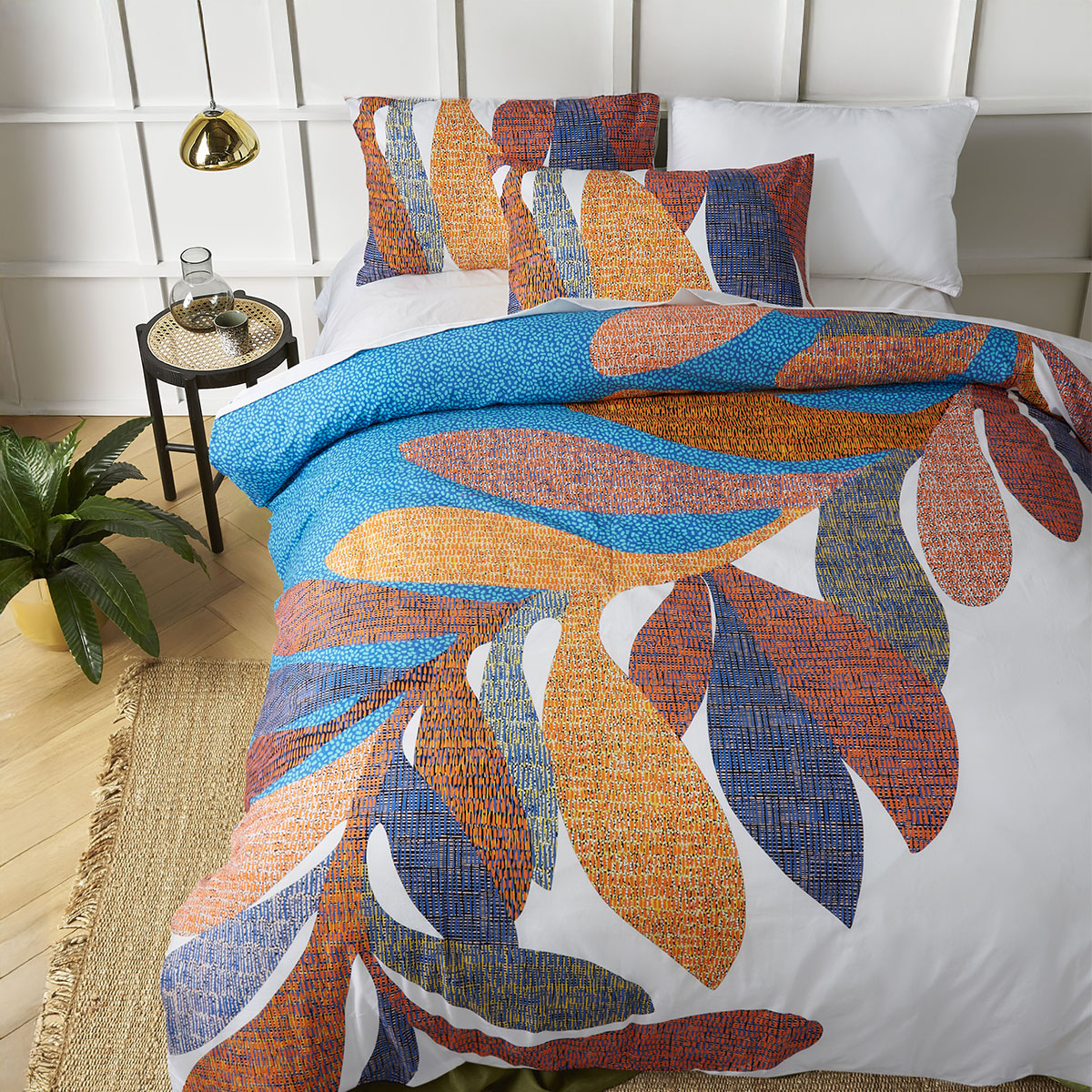 V442-HIN-QUILTCS-SORREL-WHITE-QS-202502280846-00 Accessorize Sorrel White Cotton Foliage Quilt Cover Set Queen - Image 1