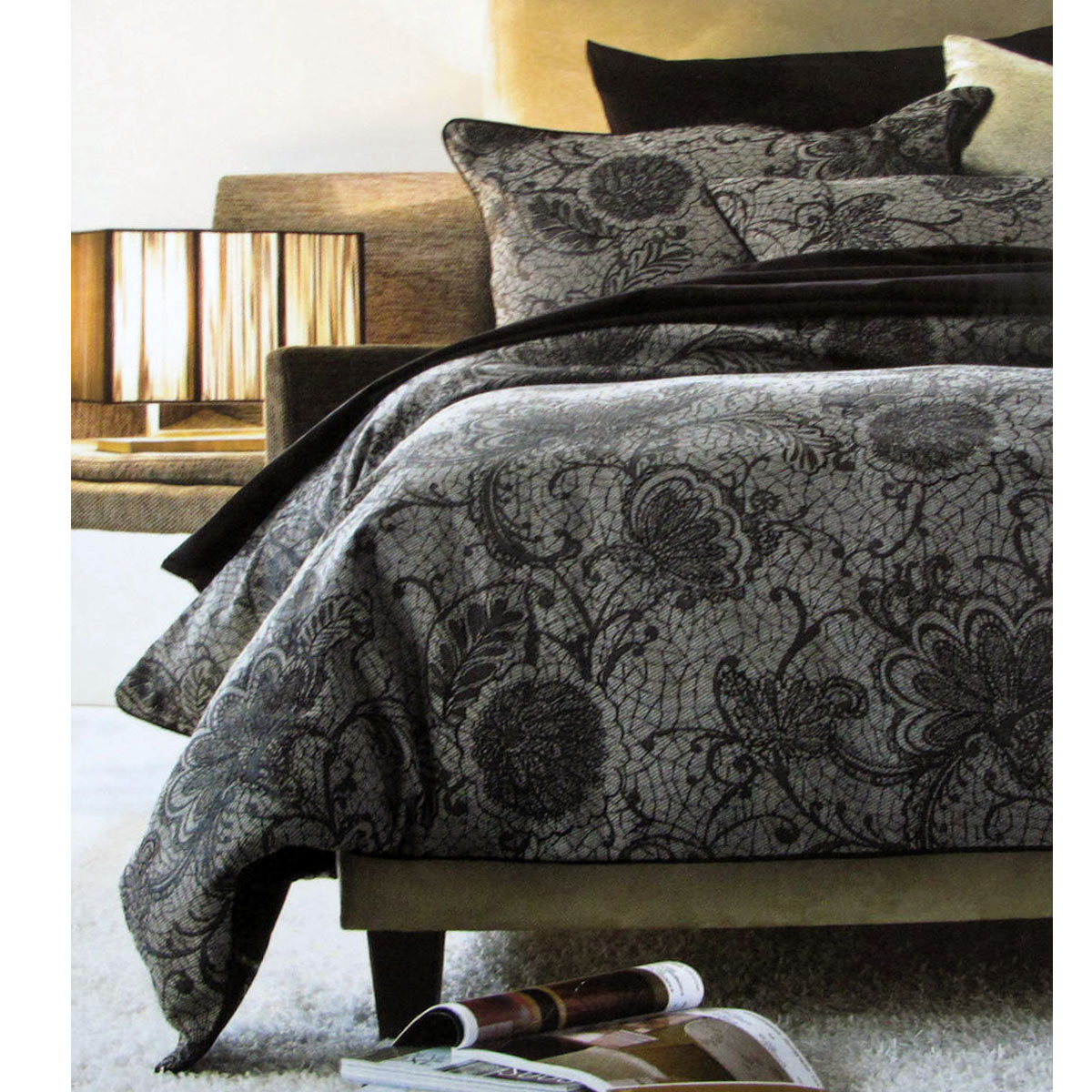 V442-HIN-QUILTCS-TRUDIEJACQUARD-BLACK-SB-82940-00 Accessorize Trudie Black Jacquard Quilt Cover Set Single - Image 1