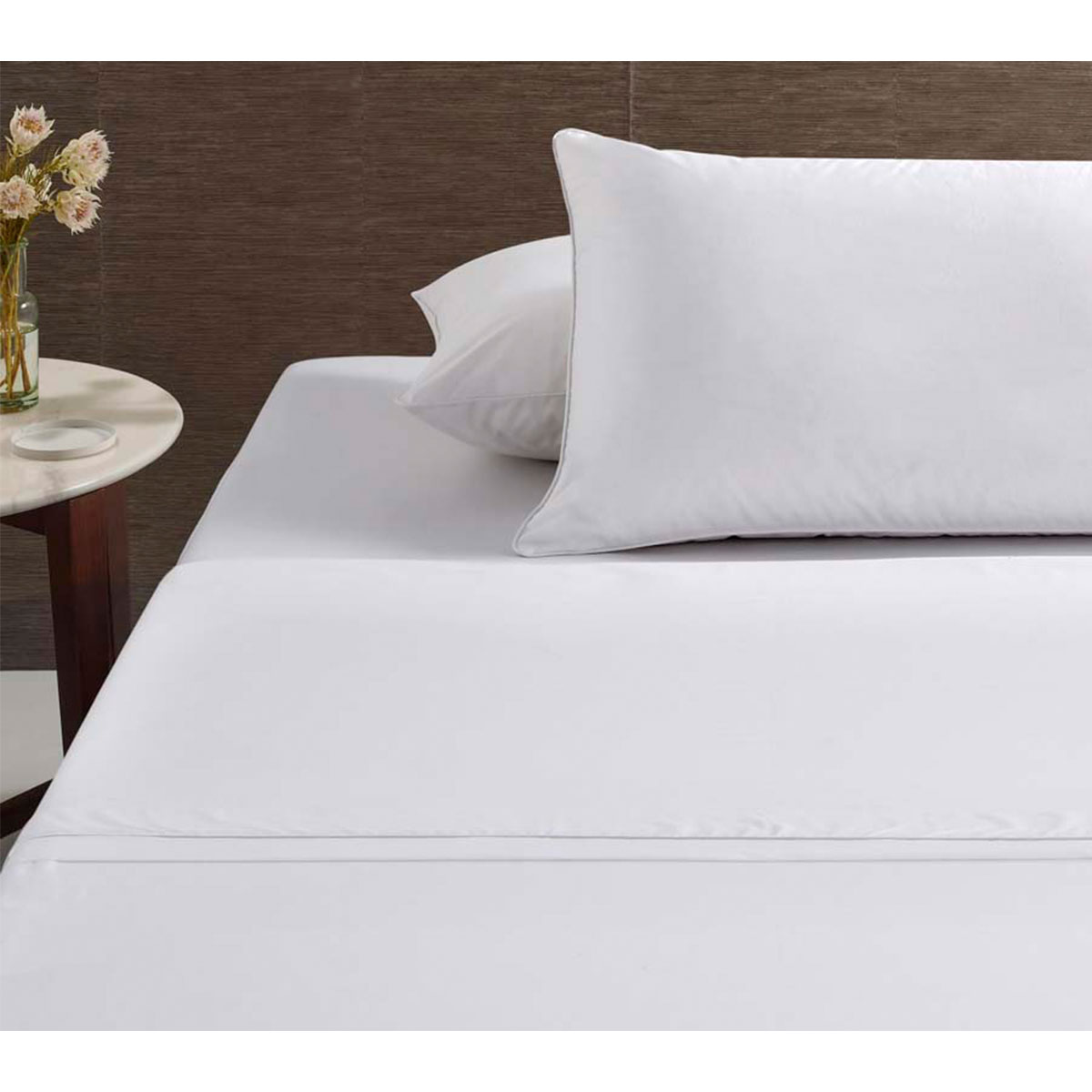 V442-HIN-SHEETS-HOTELPIPED-WHITE-SK-90072-00 Accessorize White Piped Hotel Deluxe Cotton Sheet Set Super King - Image 1