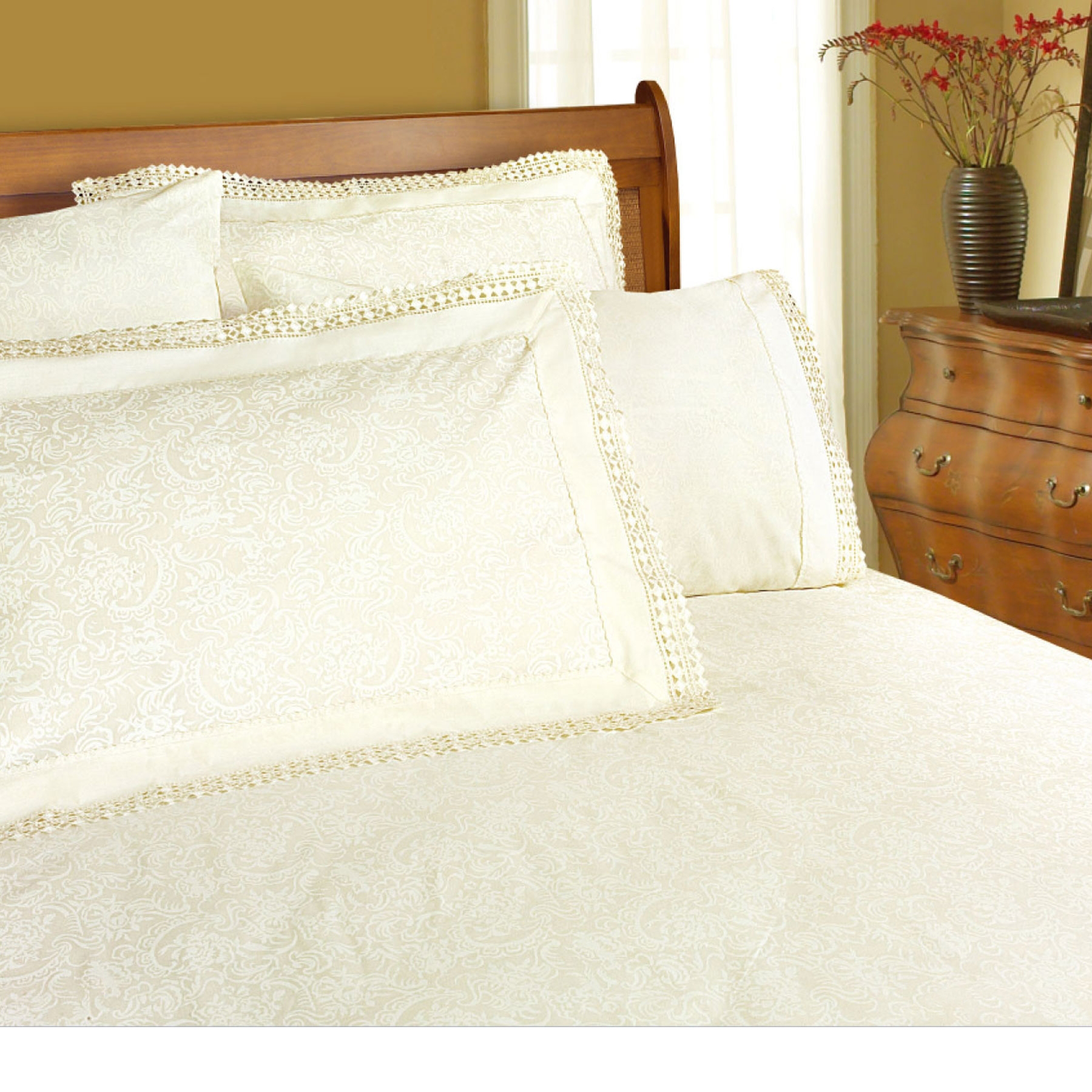 V442-KIT-SHEETS-MICROFIBREMACHINELACE-CREAM-KI-158563-00 Shangri La Microfibre Machine Lace Sheet Set Cream King - Image 1