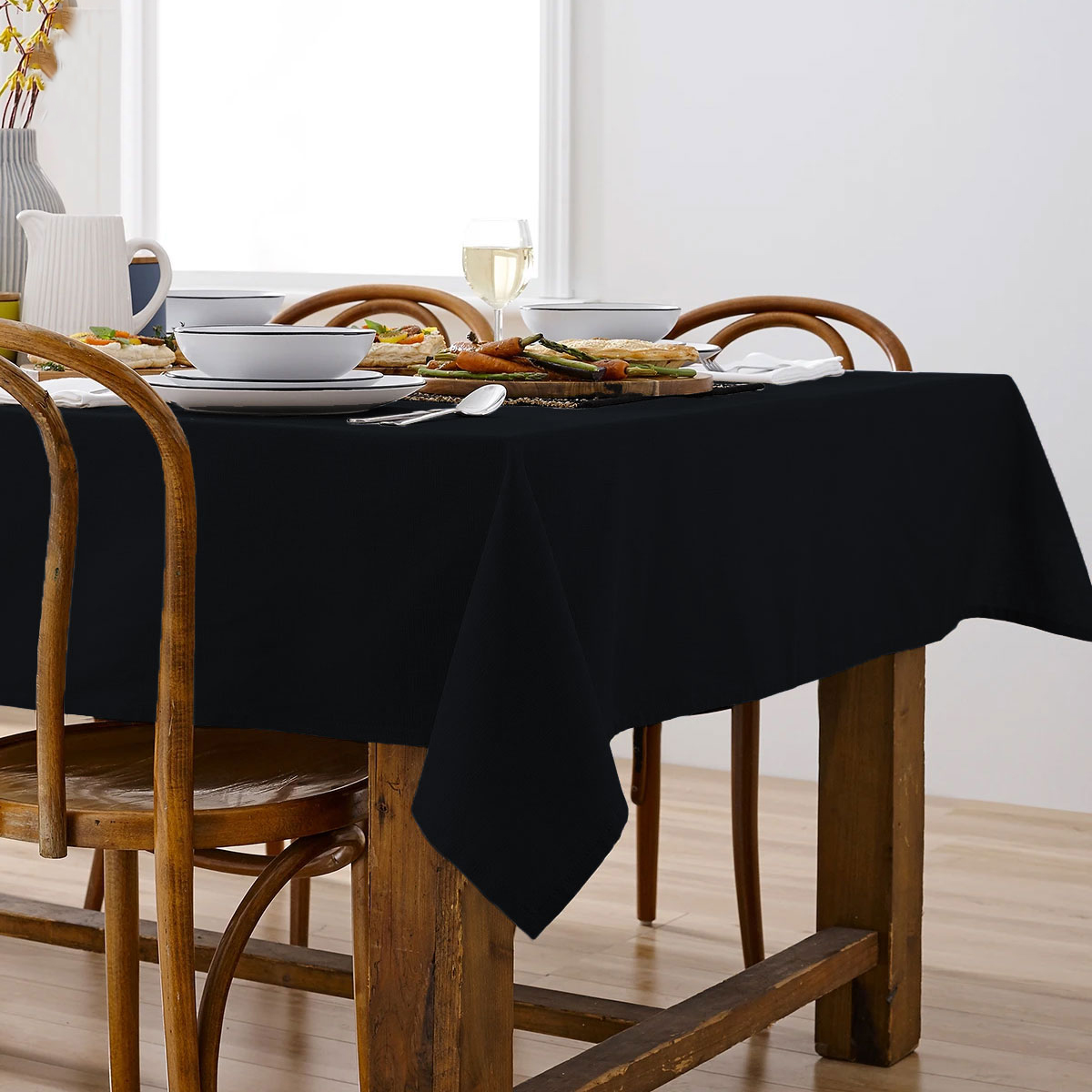 V442-LDE-TABLEC-BASE265CM-BLACK-RE-77667-00 Ladelle Base Black Linen Look 100% Cotton Tablecloth 150 x 265 cm - Image 1