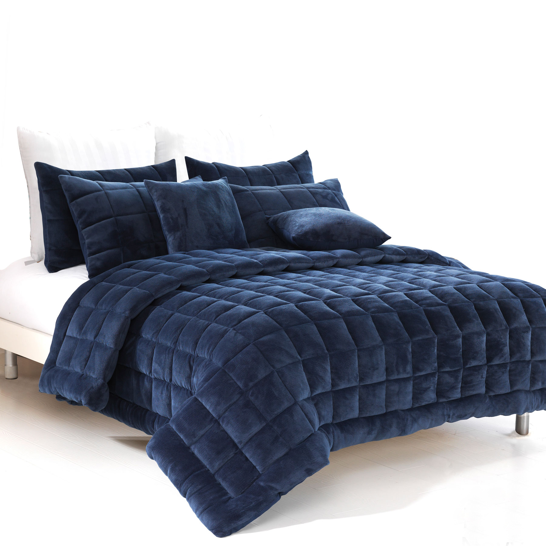 V442-MFL-QUILT-AUGUSTAMINK-NAVY-QS-75115-00 Alastairs Augusta Faux Mink Quilt / Comforter Set Navy Queen - Image 1