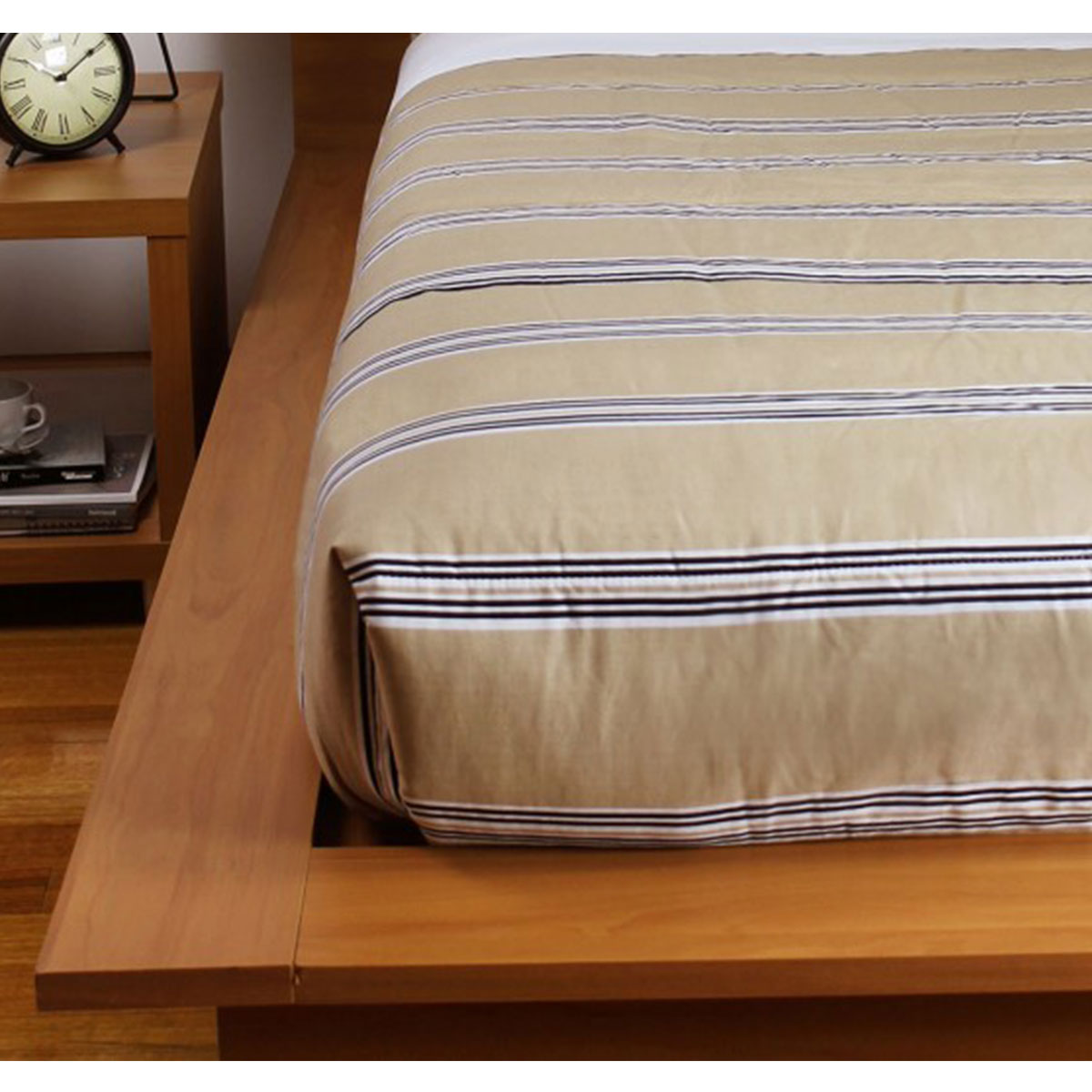 V442-WAM-COMFORTER-HUDSON-LATTE-KI-204700-00 Jason Hudson Easycare Polyester Cotton Stripe Latte Comforter King - Image 1