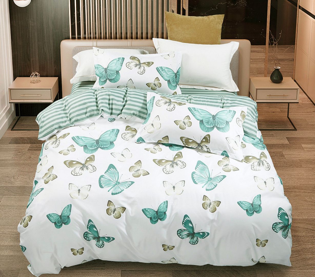 V493-MSK-443-88135-00 Fleur Butterfly Super King Size Quilt/Duvet Cover Set - Image 1