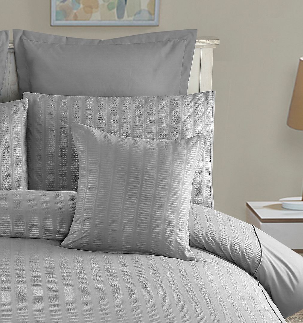 V493-PCC-6-88344-00 1000TC Premium Ultra Soft Seersucker Cushion Covers - 2 Pack - Grey - Image 1