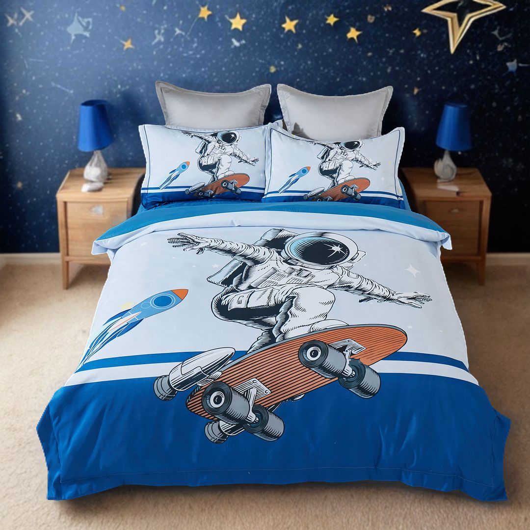 V493-SM-KS-02-150765-00 Astronaut Kids Quilt Cover Set - King Single Size - Image 1