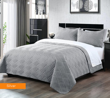 V517-3DCS-QSIL-96208-00 3 piece embossed comforter set queen silver - Image 1