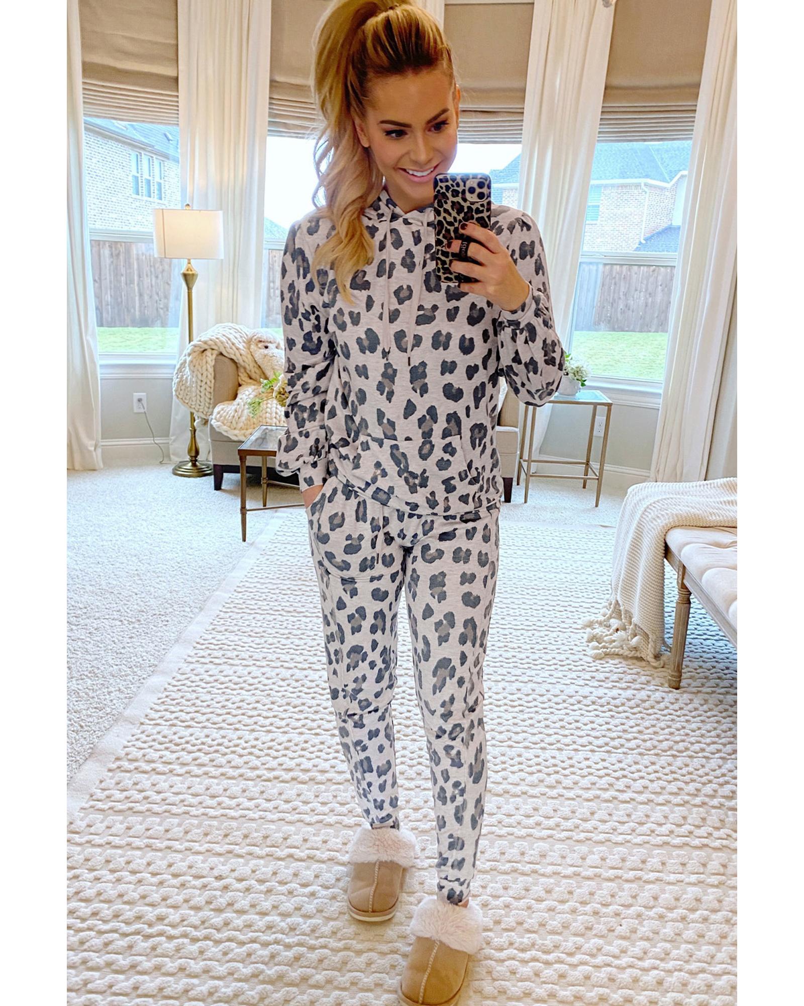 V539-AZEXDC151043-P1620-S-202506112127-00 Khaki Leopard Print Drawstring Hoodie and Skinny Pants Lounge Set - S - Image 1