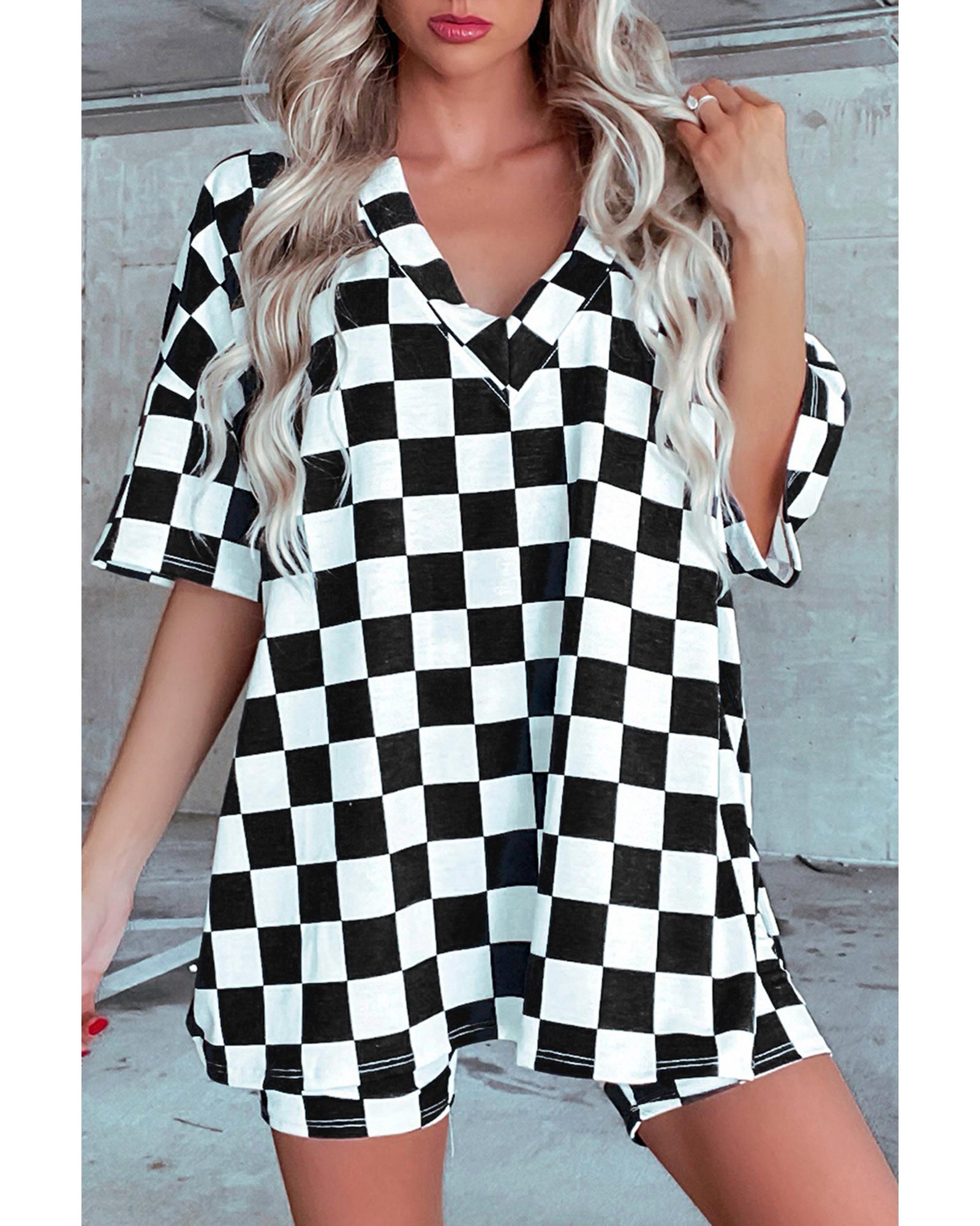 V539-AZEXDC151289-P220-M-202508271555-00 Black Checkerboard Print V Neck Loose Tee and Shorts Lounge Set - M - Image 1