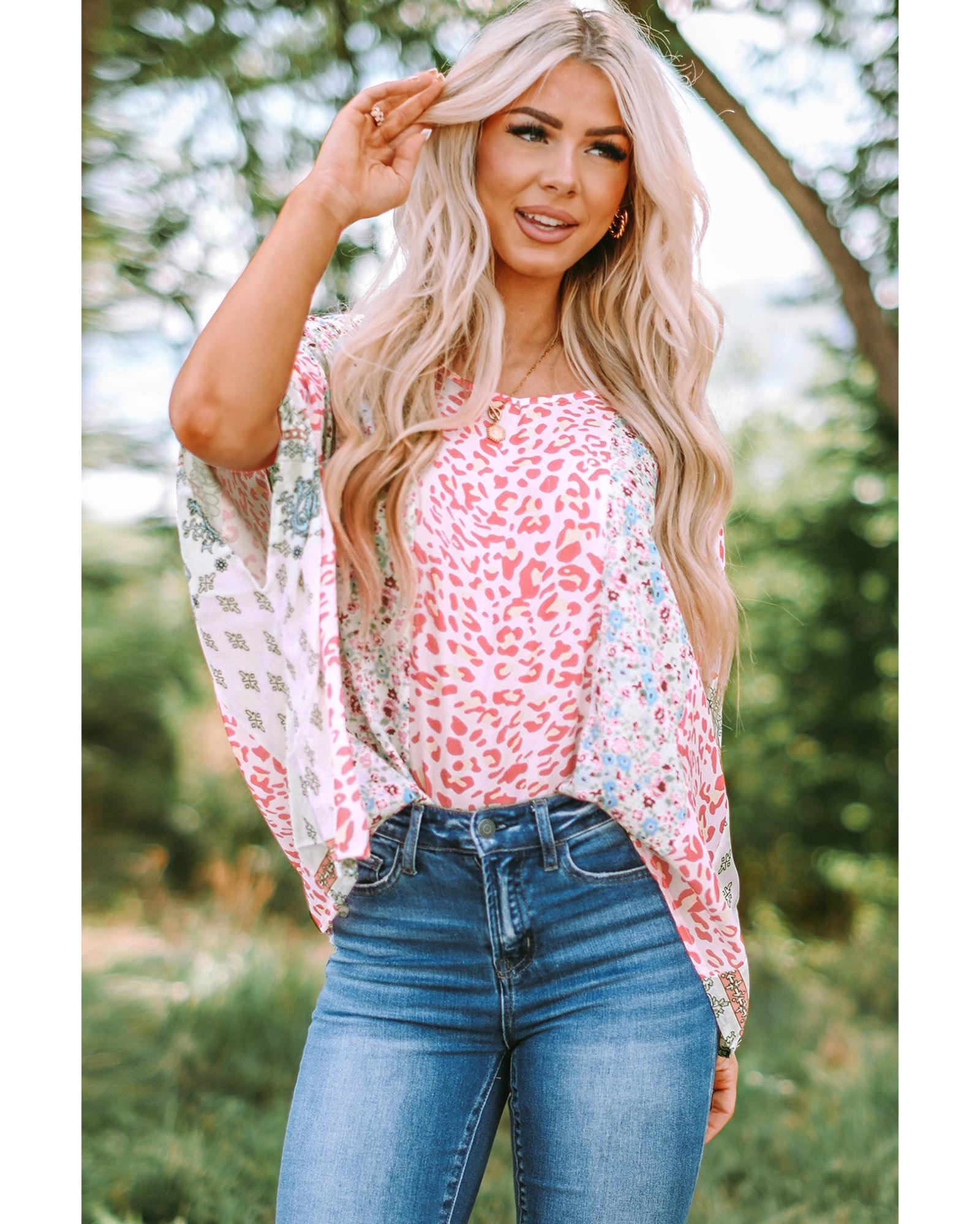 V539-AZEXDC25115430-22-M-202508251945-00 Azura Exchange Animal Floral Mix Print Cape Top - M - Image 1