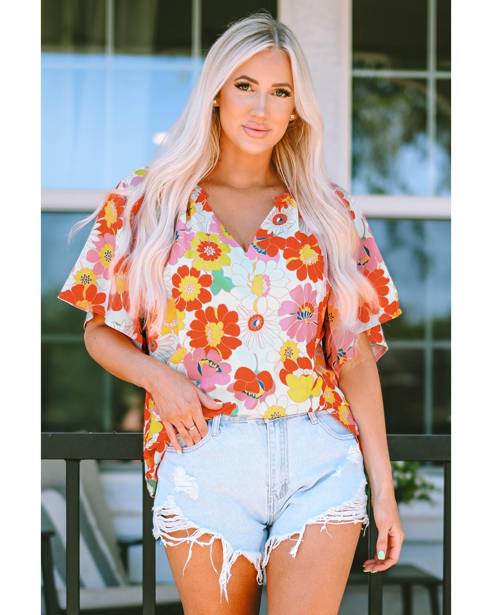 V539-AZEXDC25120812-14-S-165947-00 Azura Exchange Abstract Print V Neck Half Sleeve Blouse - S - Image 1