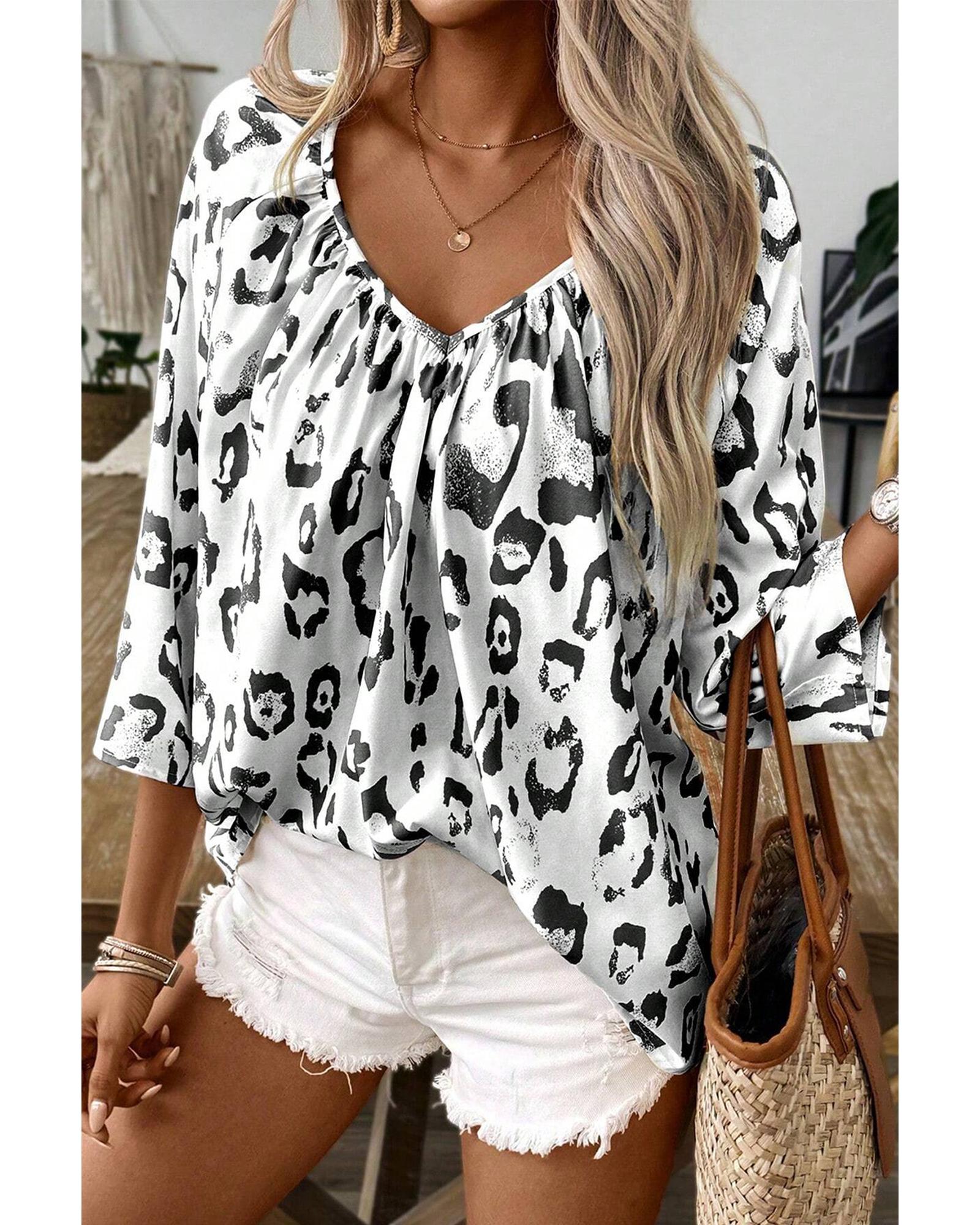 V539-AZEXDC25128969-P220-M-202508271155-00 Black Leopard Print Ruched V Neck 3/4 Sleeve Blouse - M - Image 1