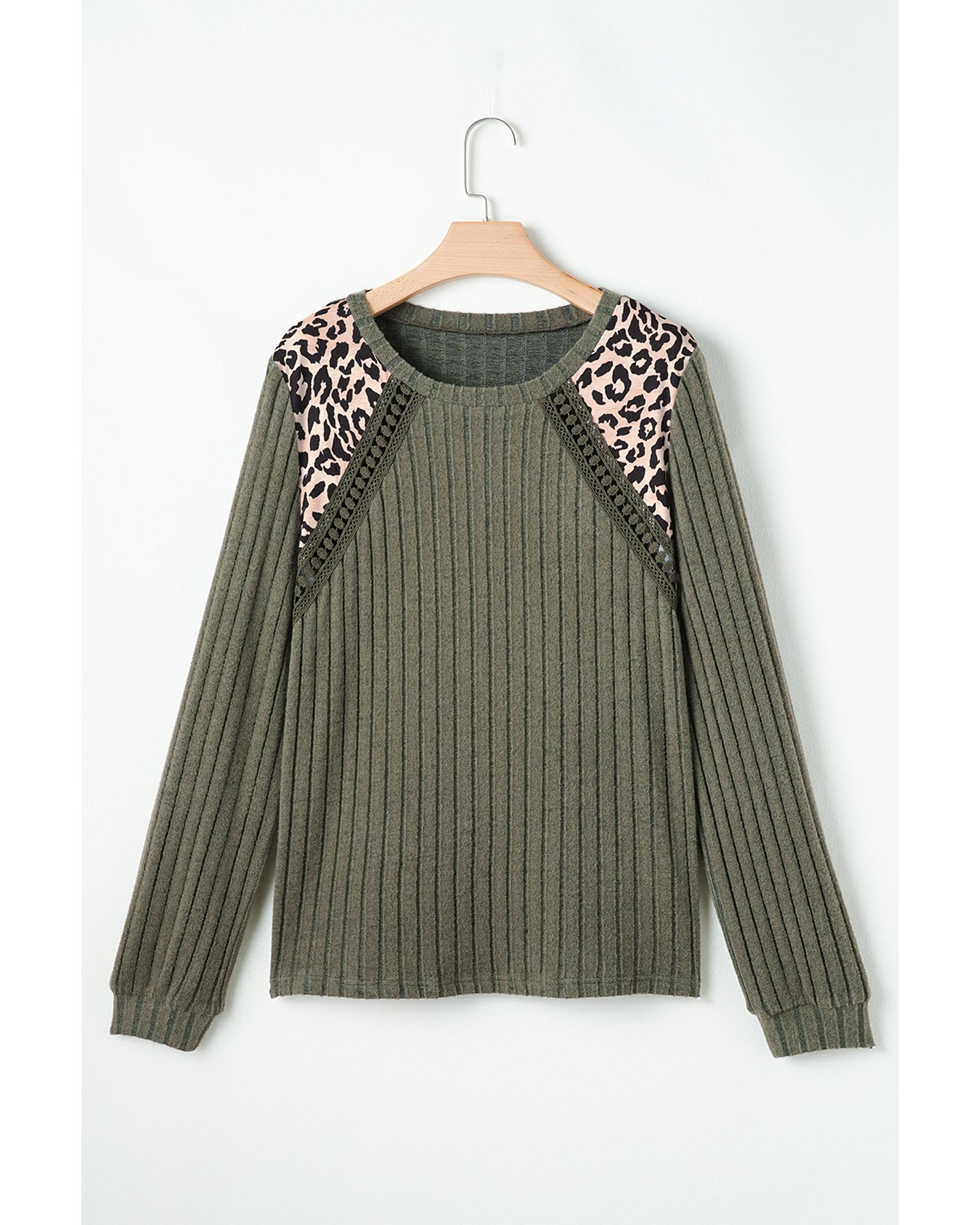 V539-AZEXDC25129150-P1609-XL-202508270420-00 Moss Green Leopard Print Crochet Patchwork Rib Textured Knit Top - XL - Image 1