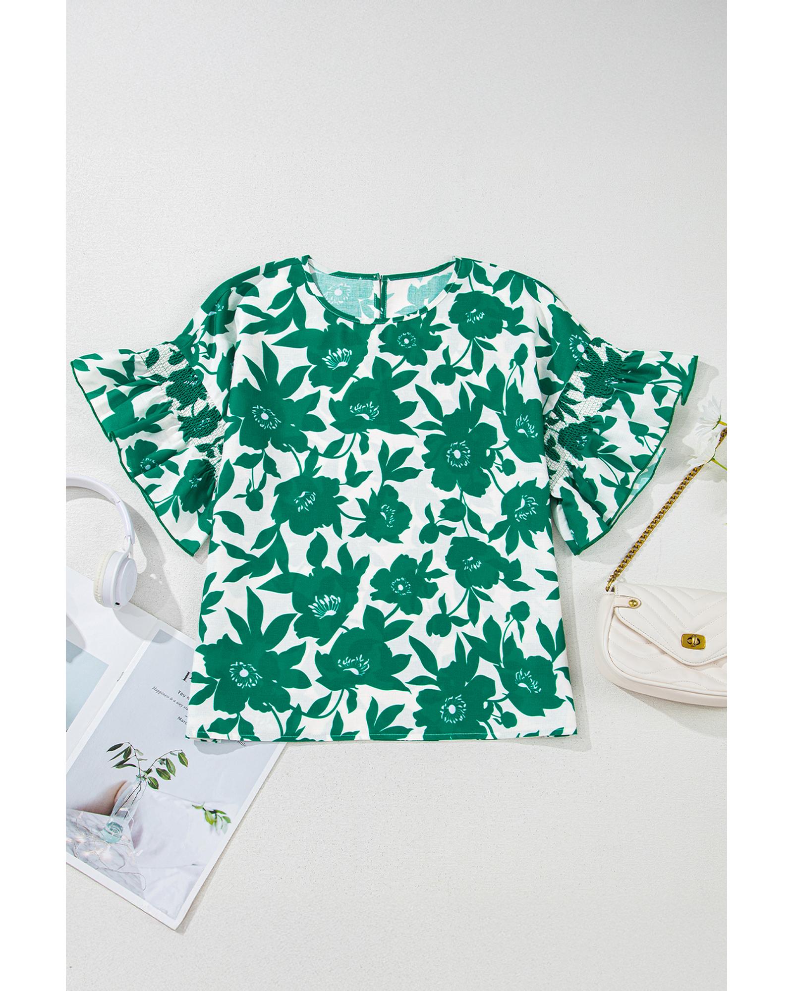V539-AZEXDC25130040-P920-M-202506120842-00 Green Floral Printed Ruffled Short Sleeve Round Neck Loose Blouse - M - Image 1