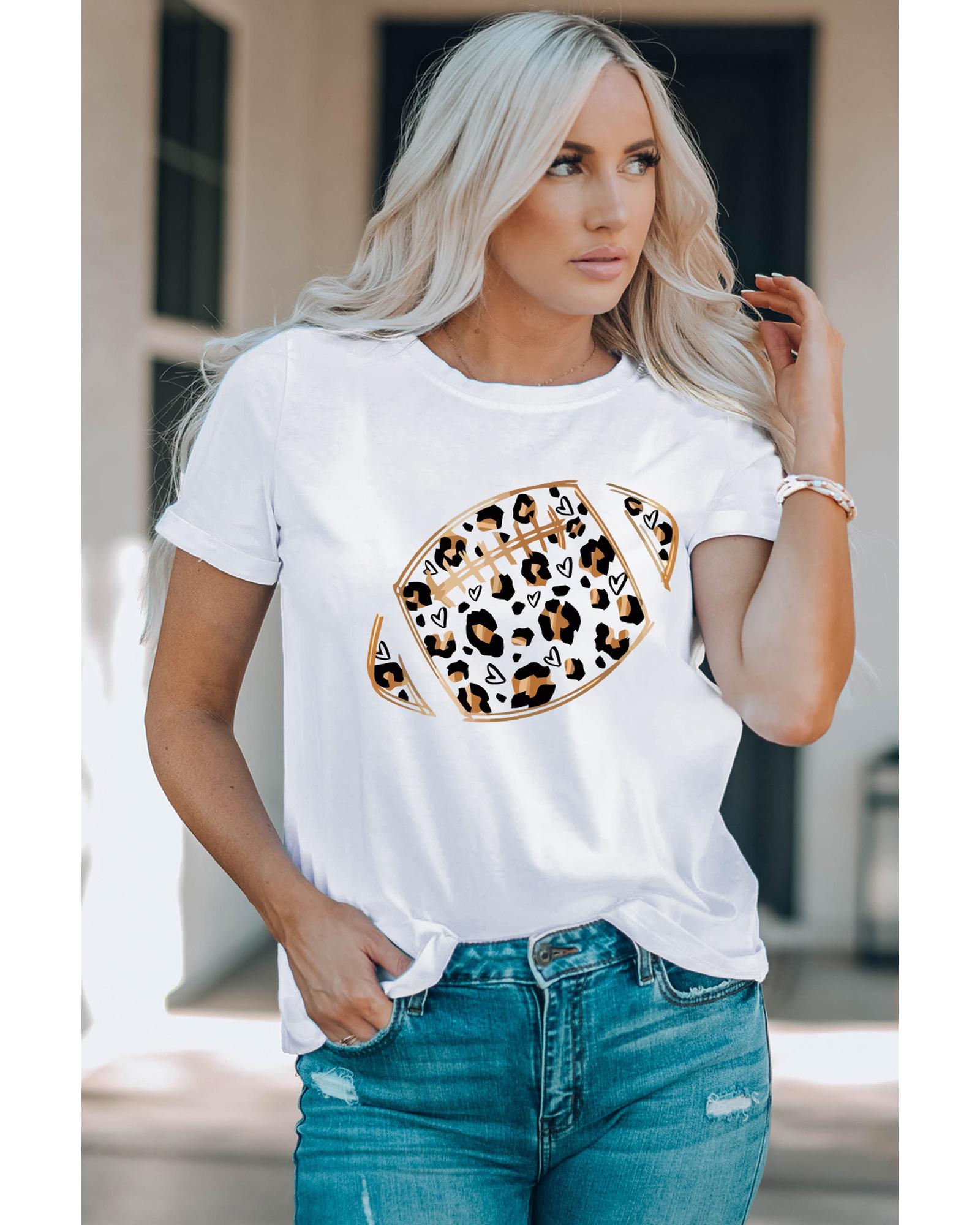 V539-AZEXDC25218365-1-M-202508271350-00 Azura Exchange Leopard Heart Shape Rugby Print T-Shirt - M - Image 1