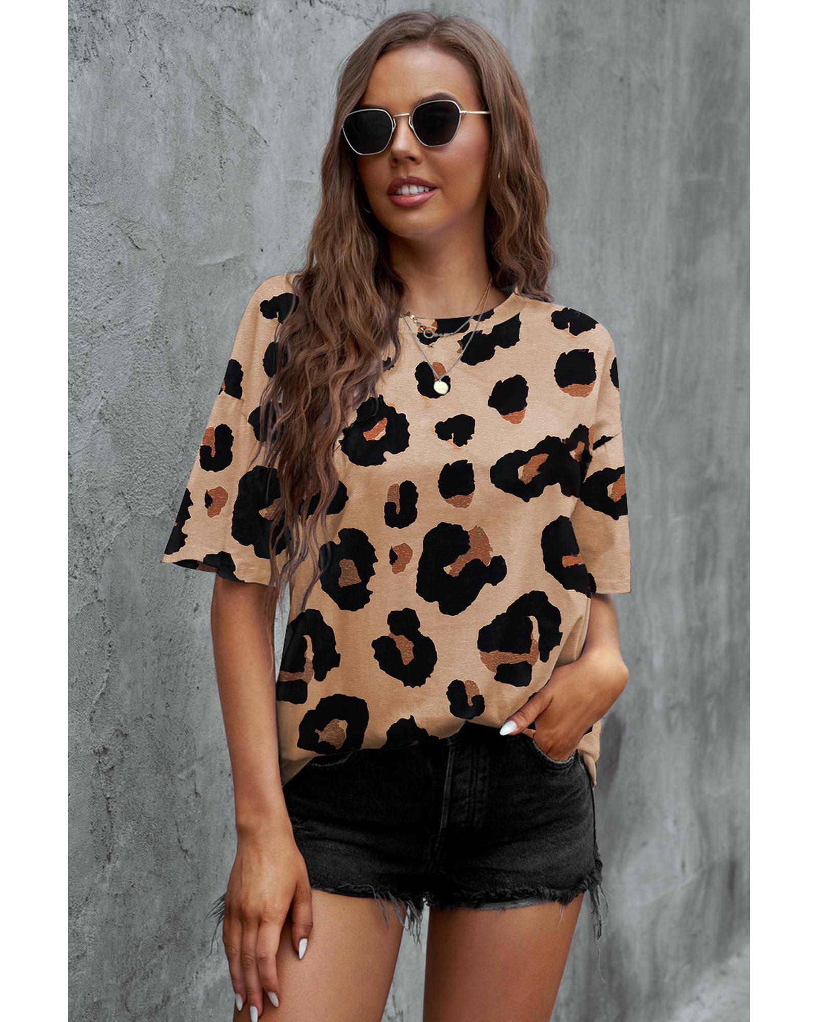 V539-AZEXDC25219373-20-M-202508262320-00 Azura Exchange Leopard Print Loose T-Shirt - M - Image 1