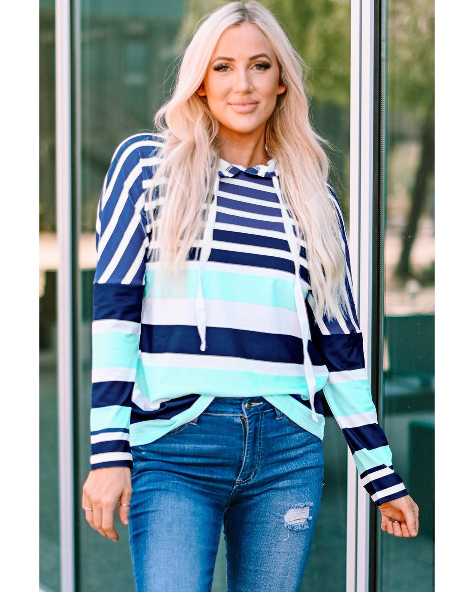 V539-AZEXDC25311952-19-L-202508262215-00 Azura Exchange Striped Drawstring Hoodie - L - Image 1