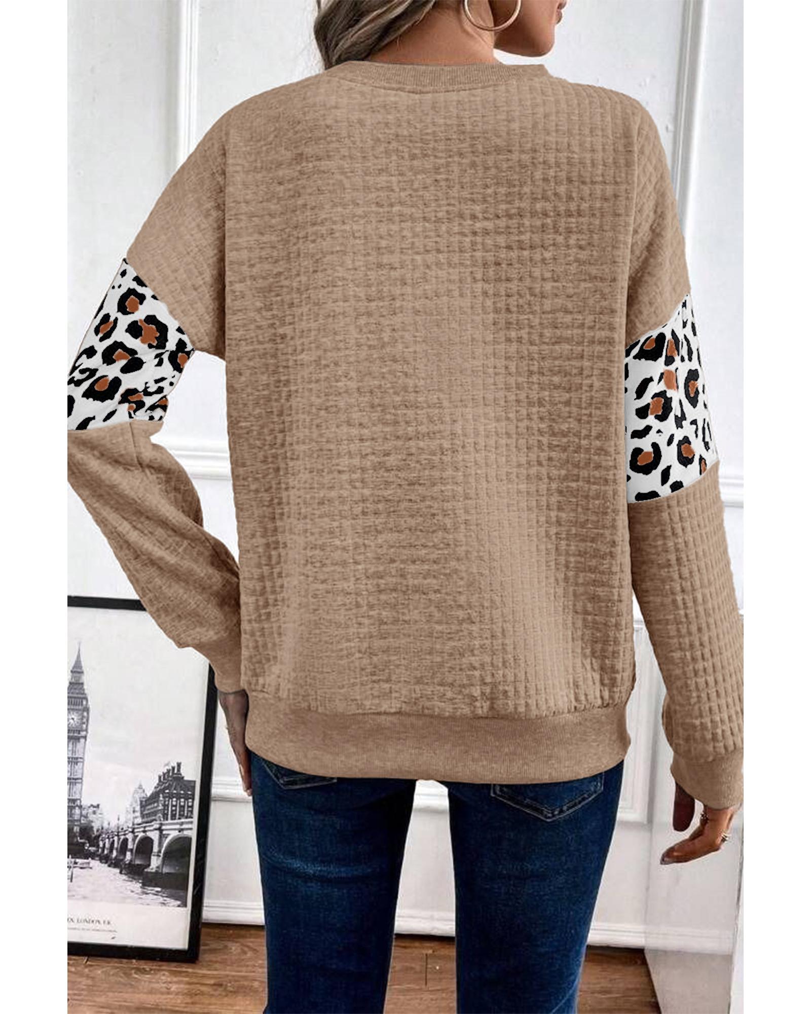 V539-AZEXDC25317606-P6016-XL-202508291530-00 Parchment Leopard Quilted Patchwork Crew Neck Sweatshirt - XL - Image 1