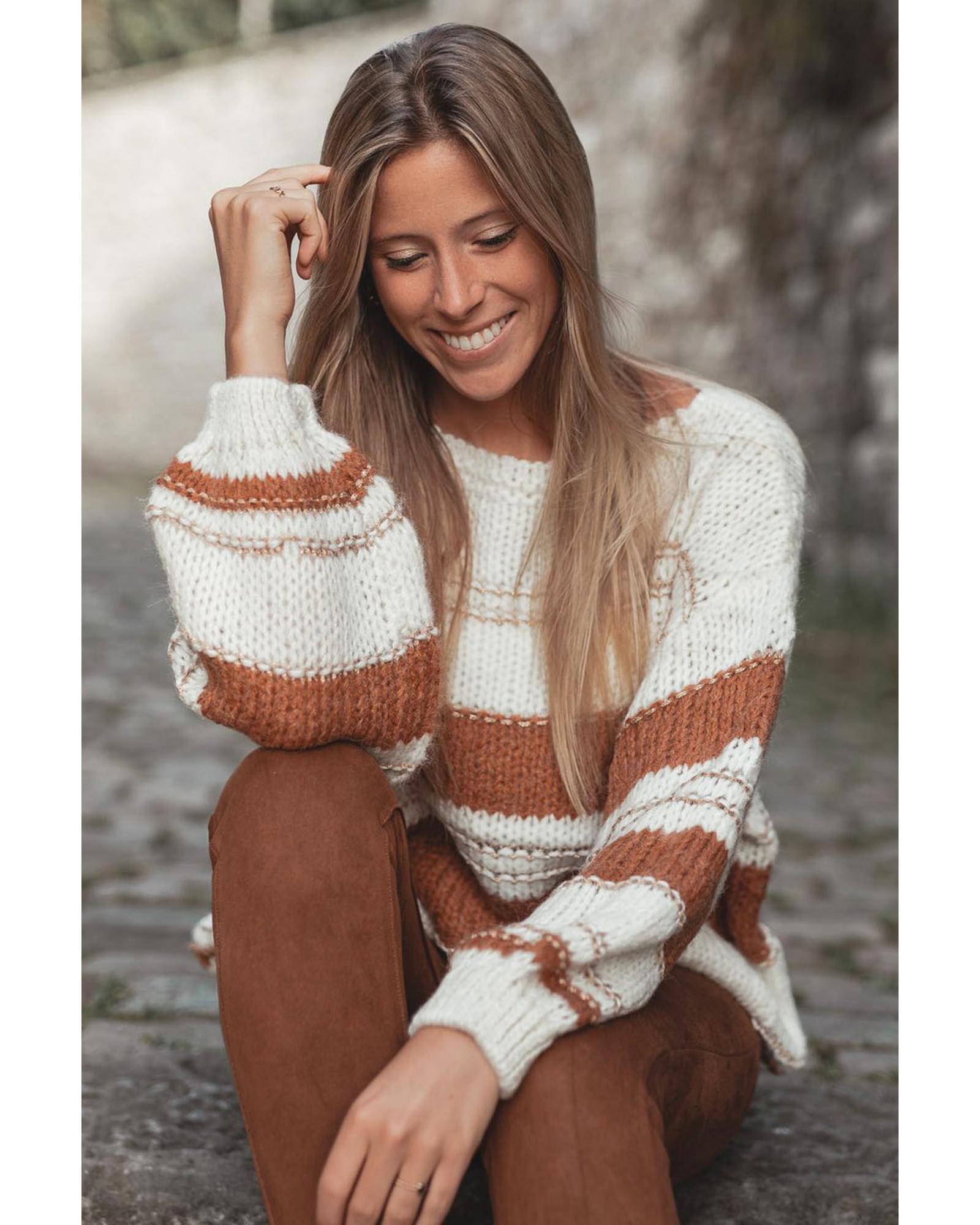 V539-AZEXDC2723271-1-L-202508292310-00 White Striped Knit Puff Sleeve Casual Sweater - L - Image 1