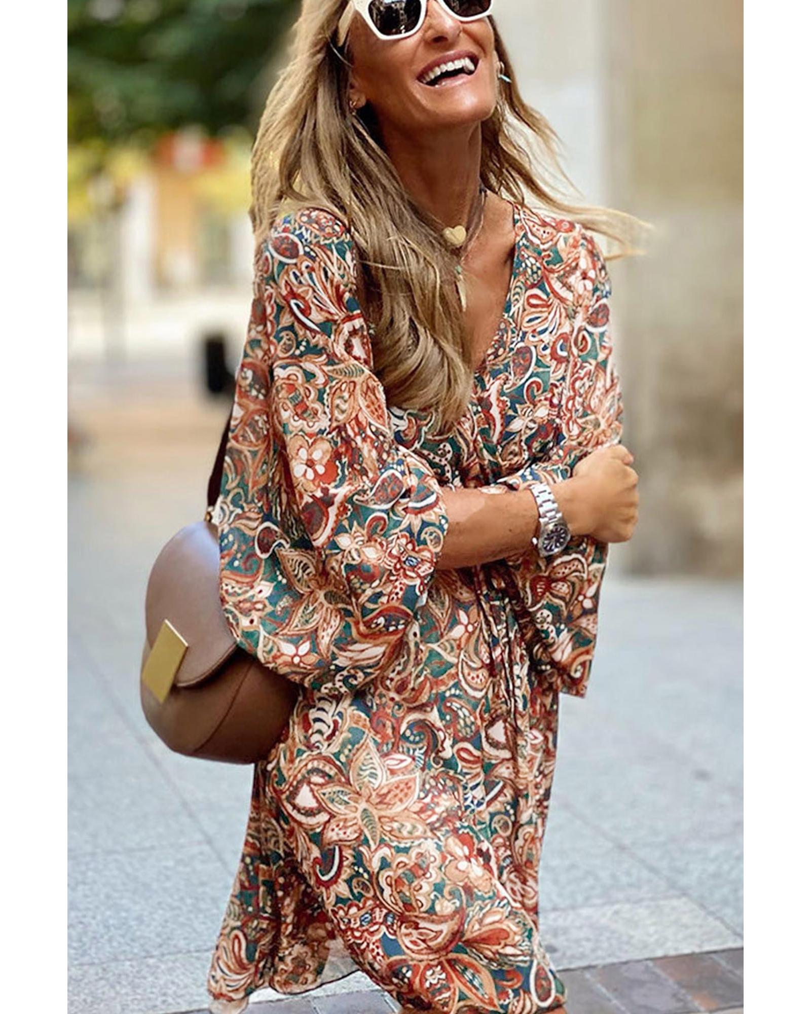 V539-AZEXDC6116970-17-M-202508281835-00 Brown Geometric Print Long Sleeve Surplice Flowy Dress - M - Image 1