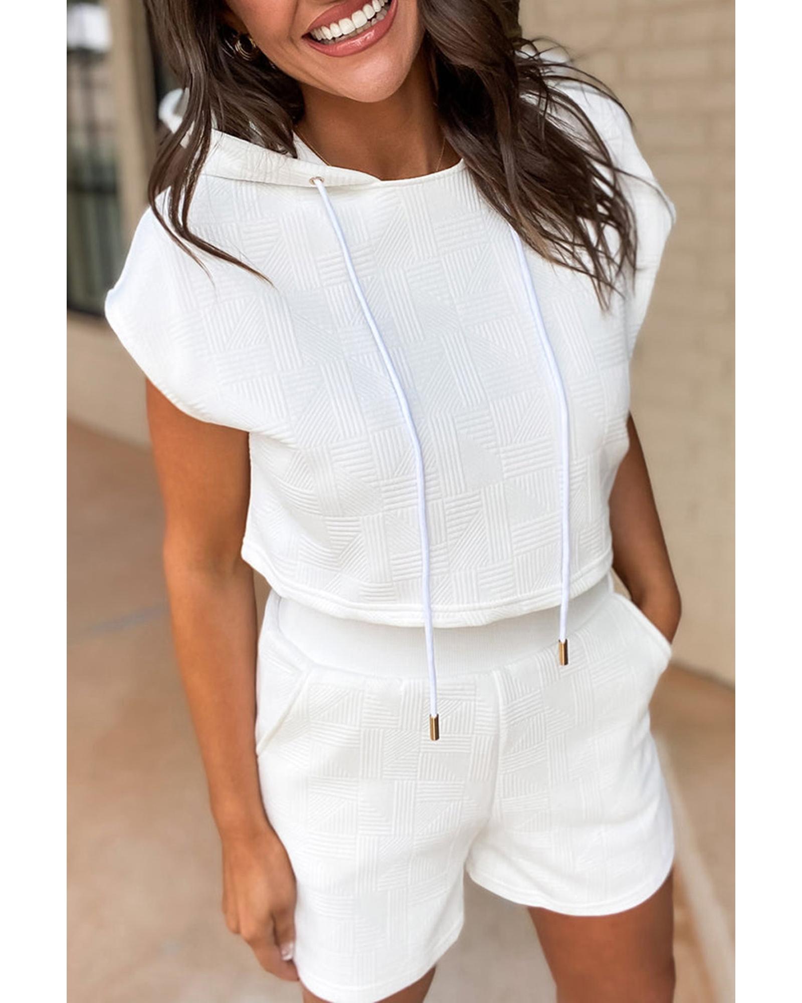 V539-AZEXDC625911-P1-2XL-202508292055-00 White Textured Cropped Hoodie and Shorts Set - 2XL - Image 1