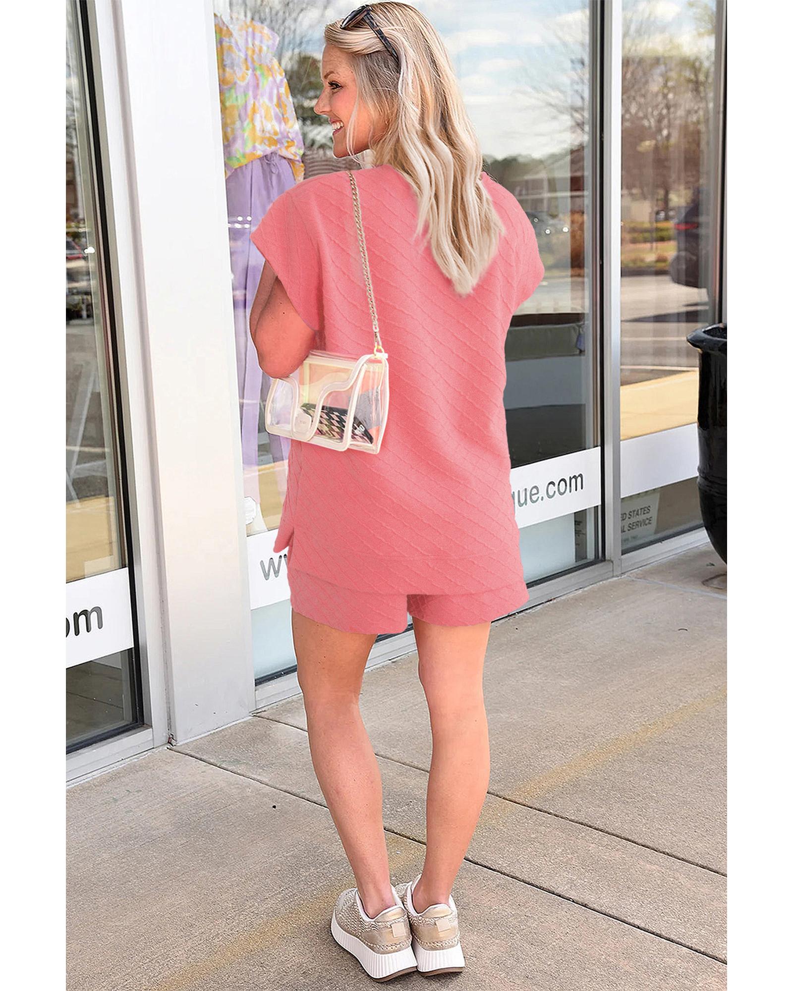 V539-AZEXDC626216-P6010-M-202508302140-00 Casual Checkered Textured Tee and Drawstring Shorts - M - Image 1