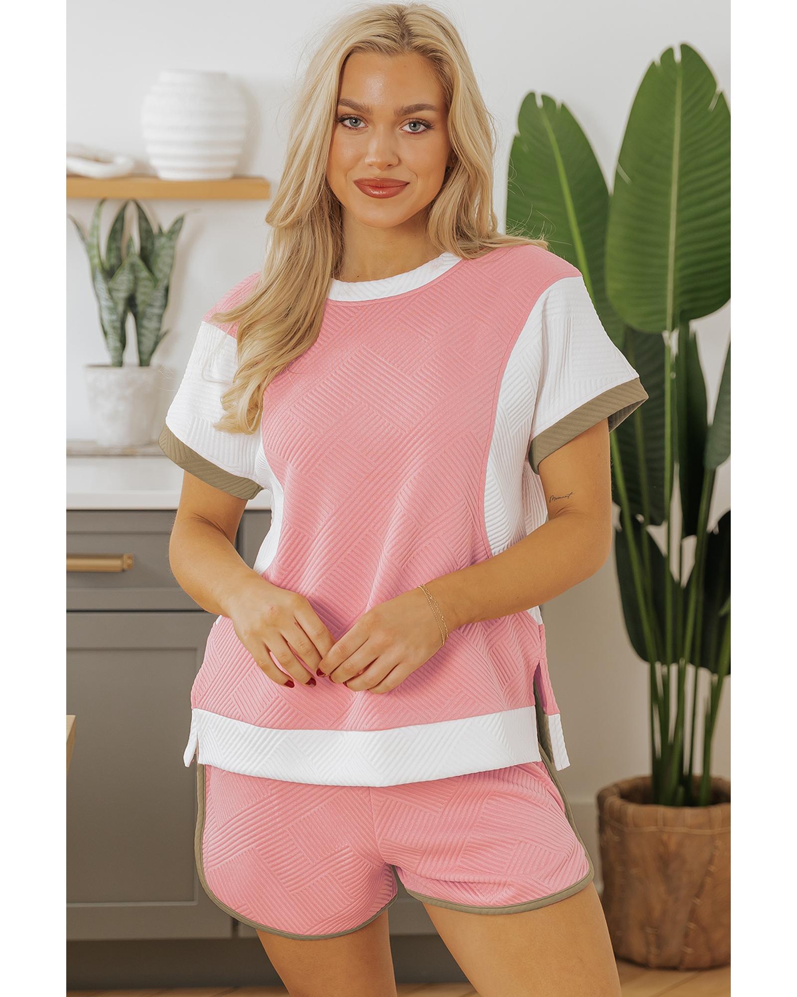 V539-AZEXDC626751-P1022-L-202508300355-00 Pink Textured Colorblock Patchwork Tee Two Piece Shorts Set - L - Image 1