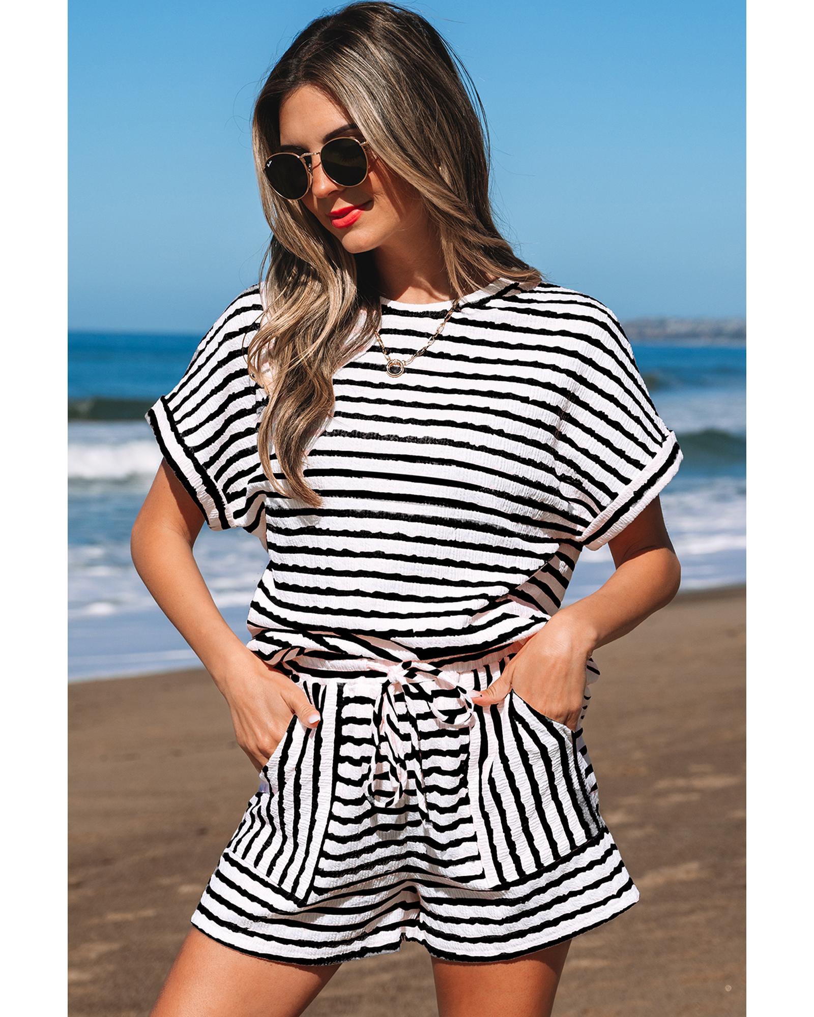 V539-AZEXDC626953-P219-S-202506150320-00 Black Stripe Knitted Short Sleeve Top and Drawstring Shorts Set - S - Image 1