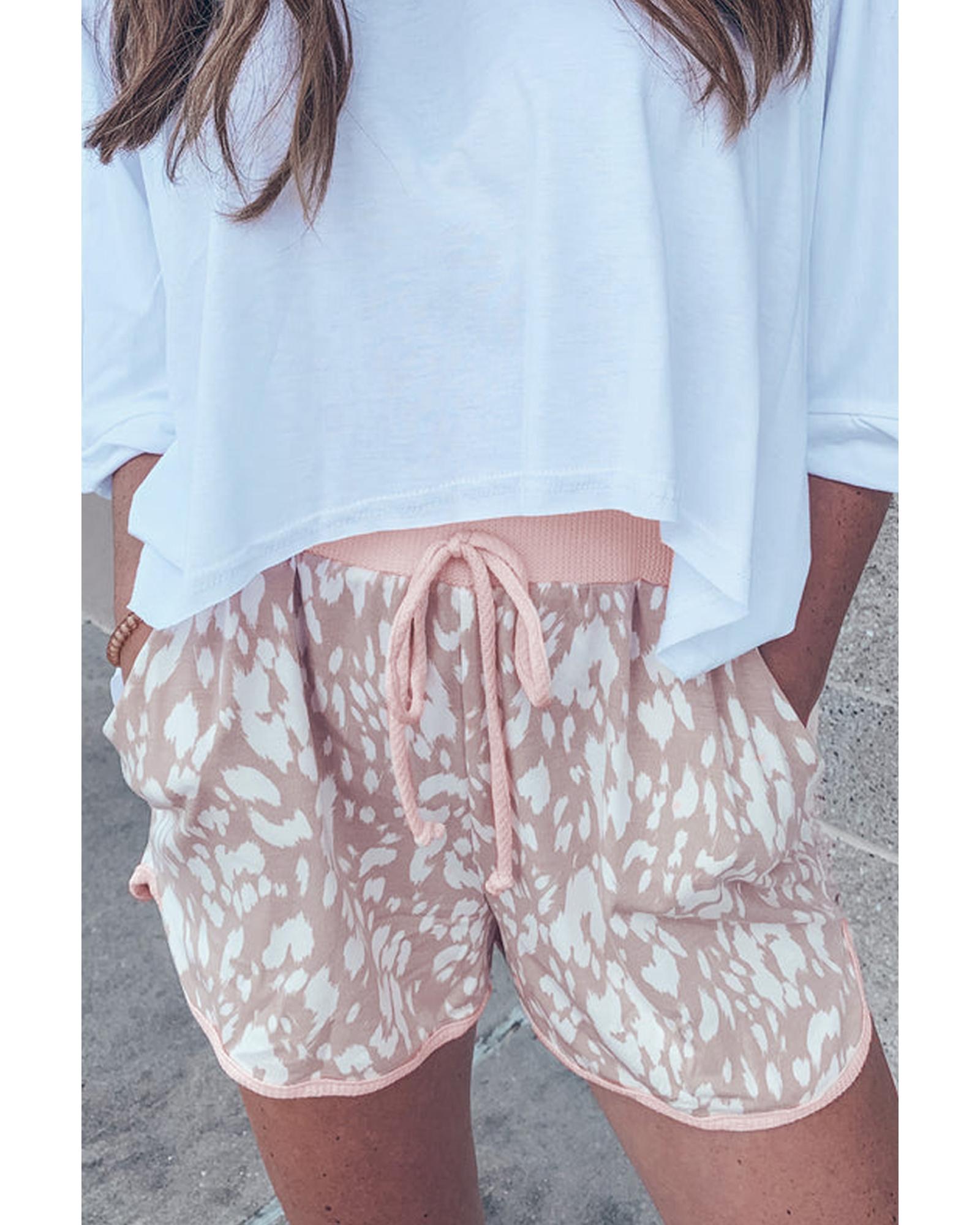 V539-AZEXDC731742-P1620-XL-202508280120-00 Khaki Classic Leopard Arched Hem Elastic Waist Casual Shorts - XL - Image 1