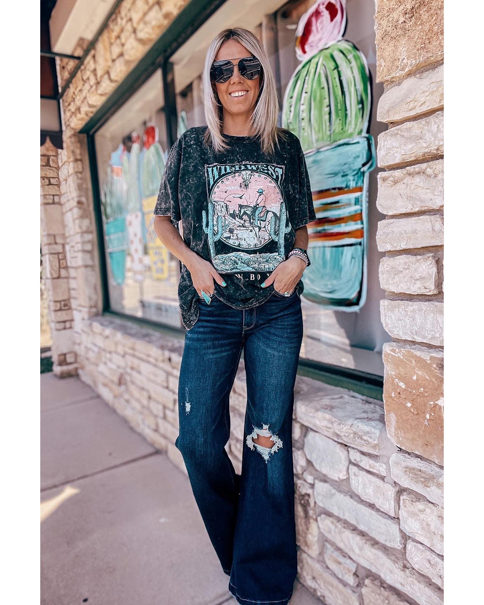 V539-AZEXDC7874591-P705-8-202508300700-00 Real Teal High Rise Ripped Bell Bottom Jeans - 8 US - Image 1